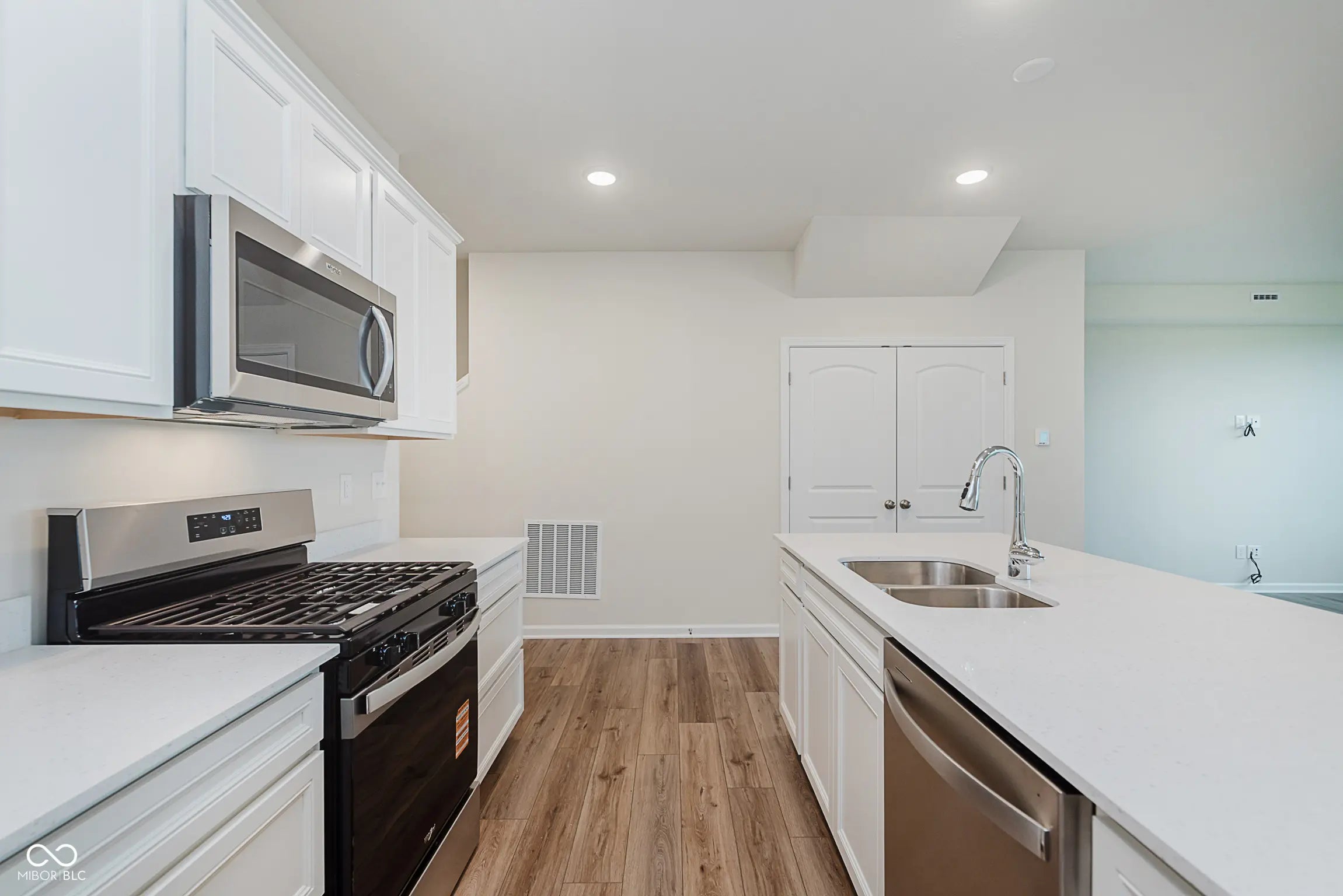 614 Garrow Drive MLS 22070597 Lancaster photo 4