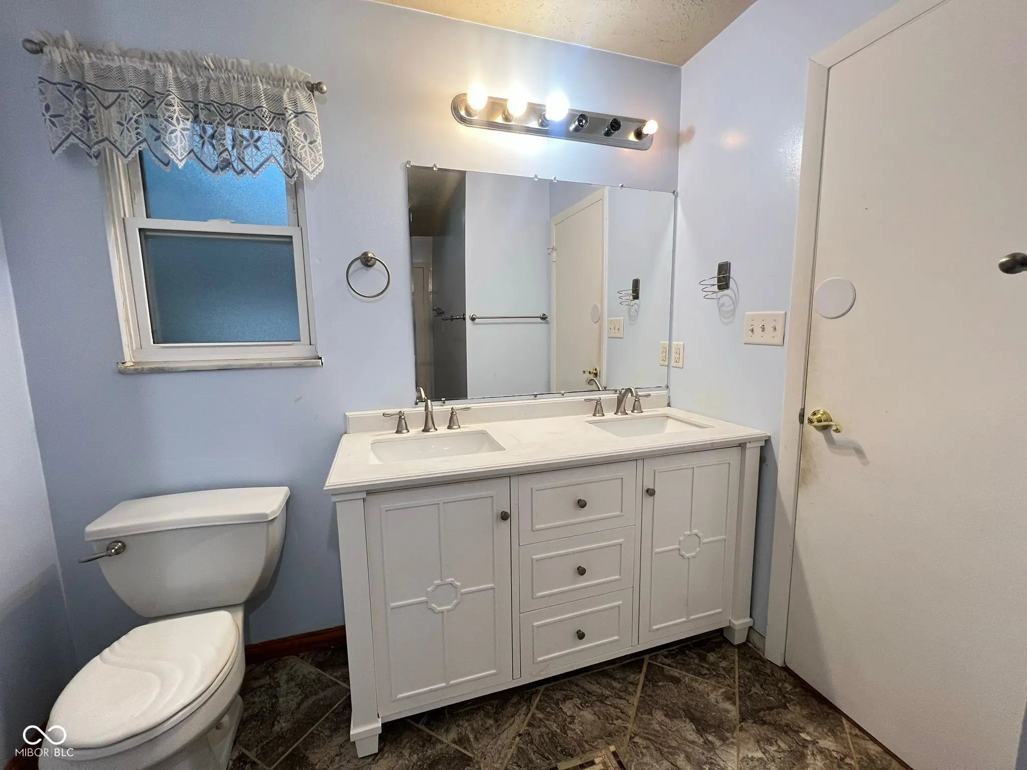 9122 Broken Arrow Road MLS 22070684 Coronado photo 14