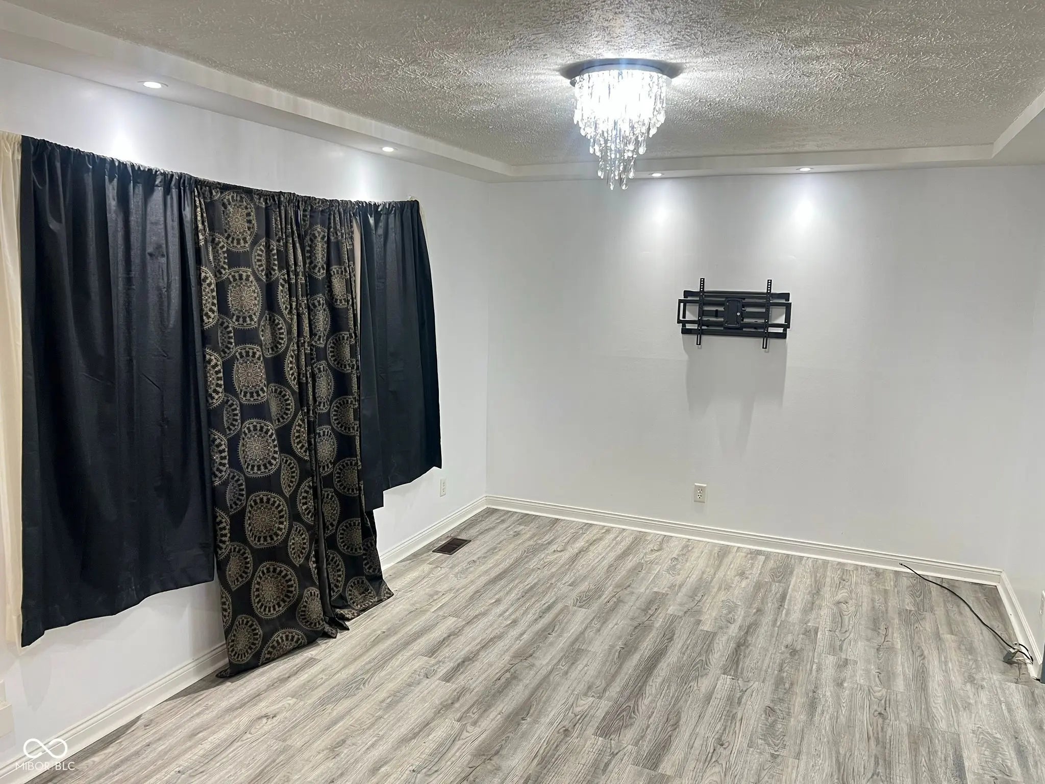 9122 Broken Arrow Road MLS 22070684 Coronado photo 3