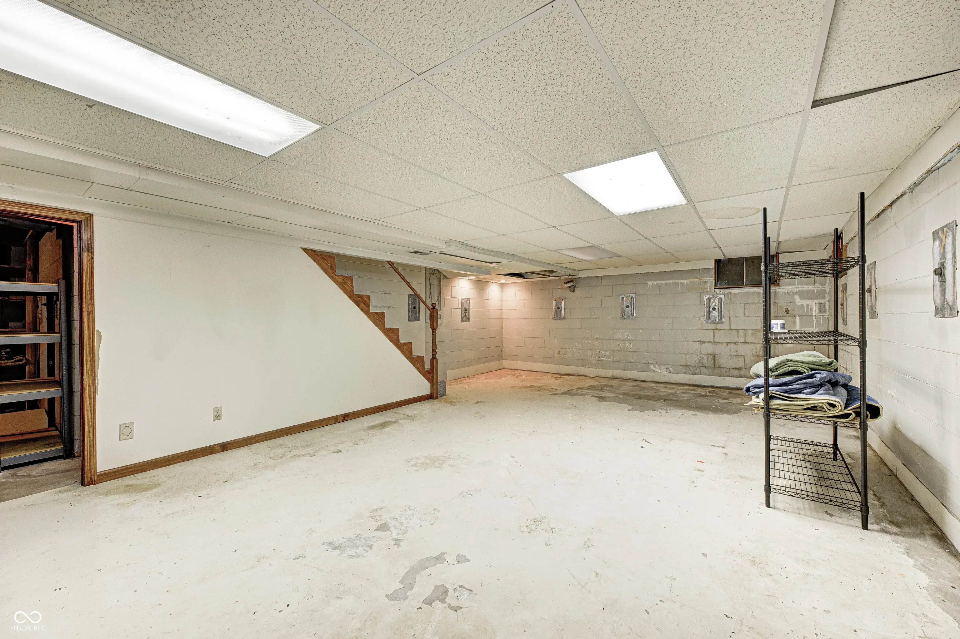 645 Masten Street MLS 22070692 Jordans photo 20