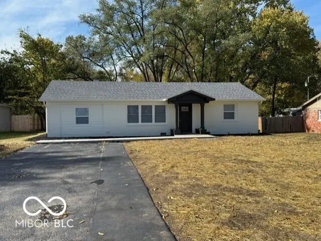 Photo of 5912 Grandview Drive Indianapolis, IN 46228