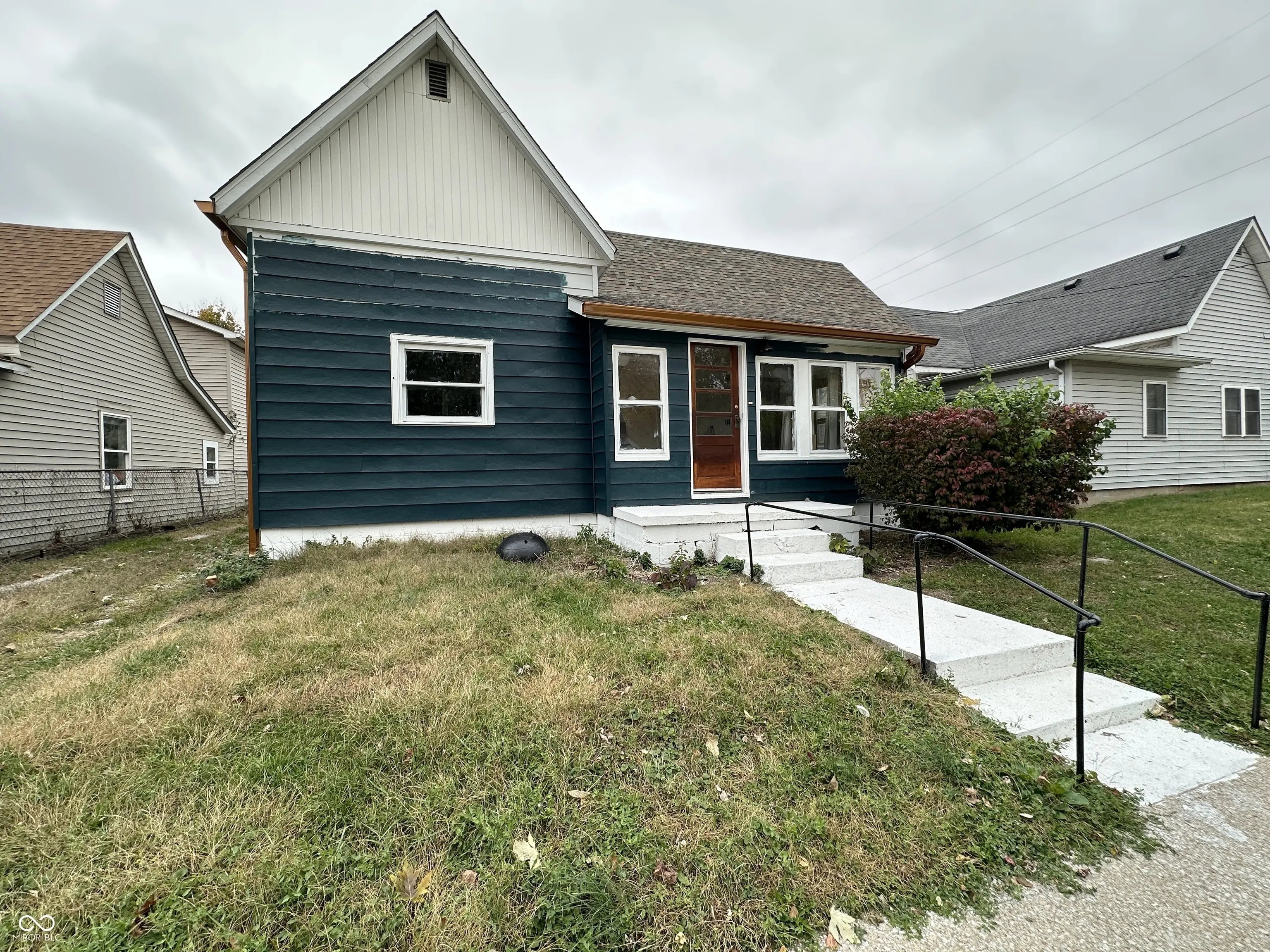 10 W Washington Street, Roachdale