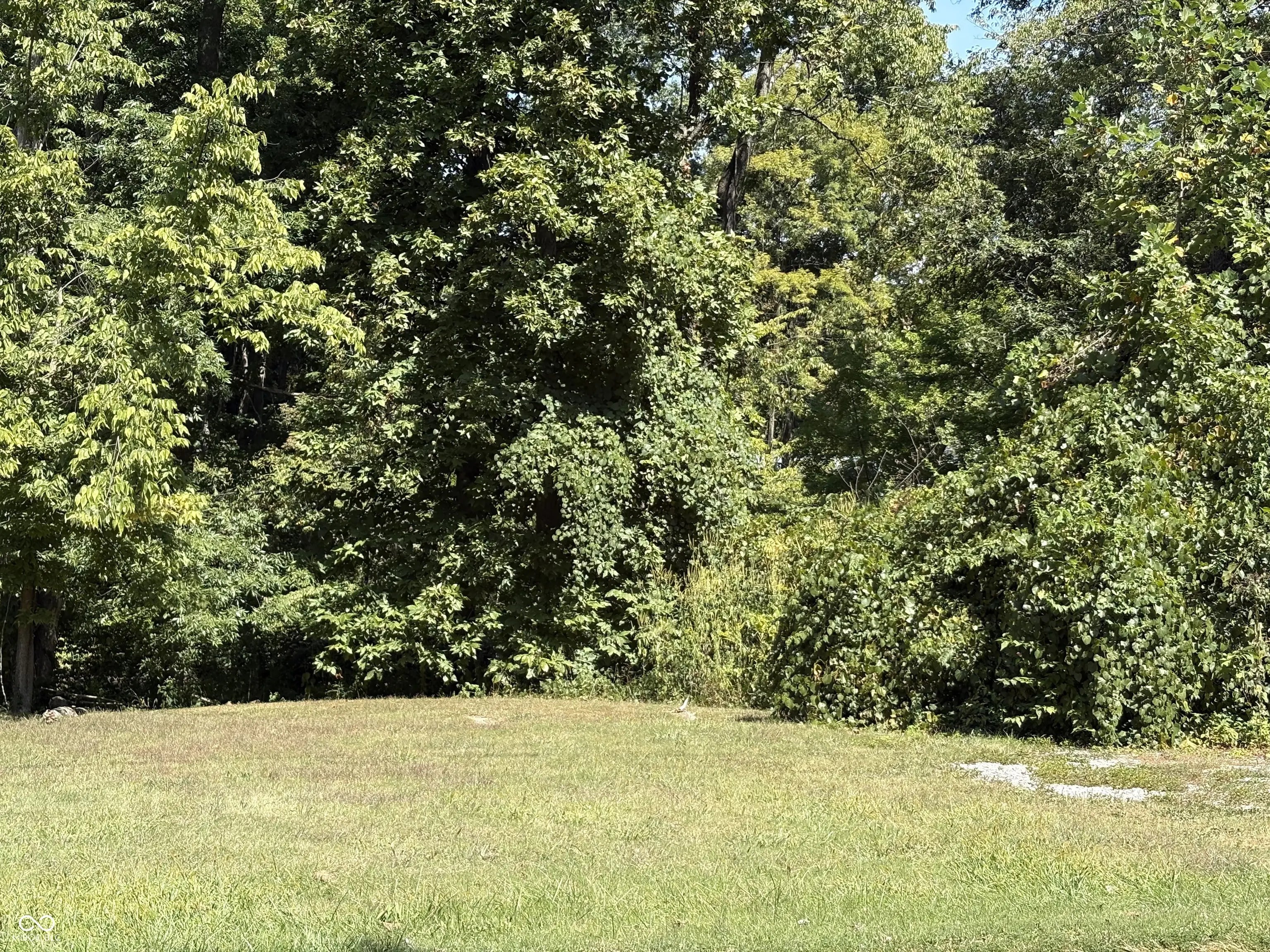 40 Lazy River Road, Cloverdale