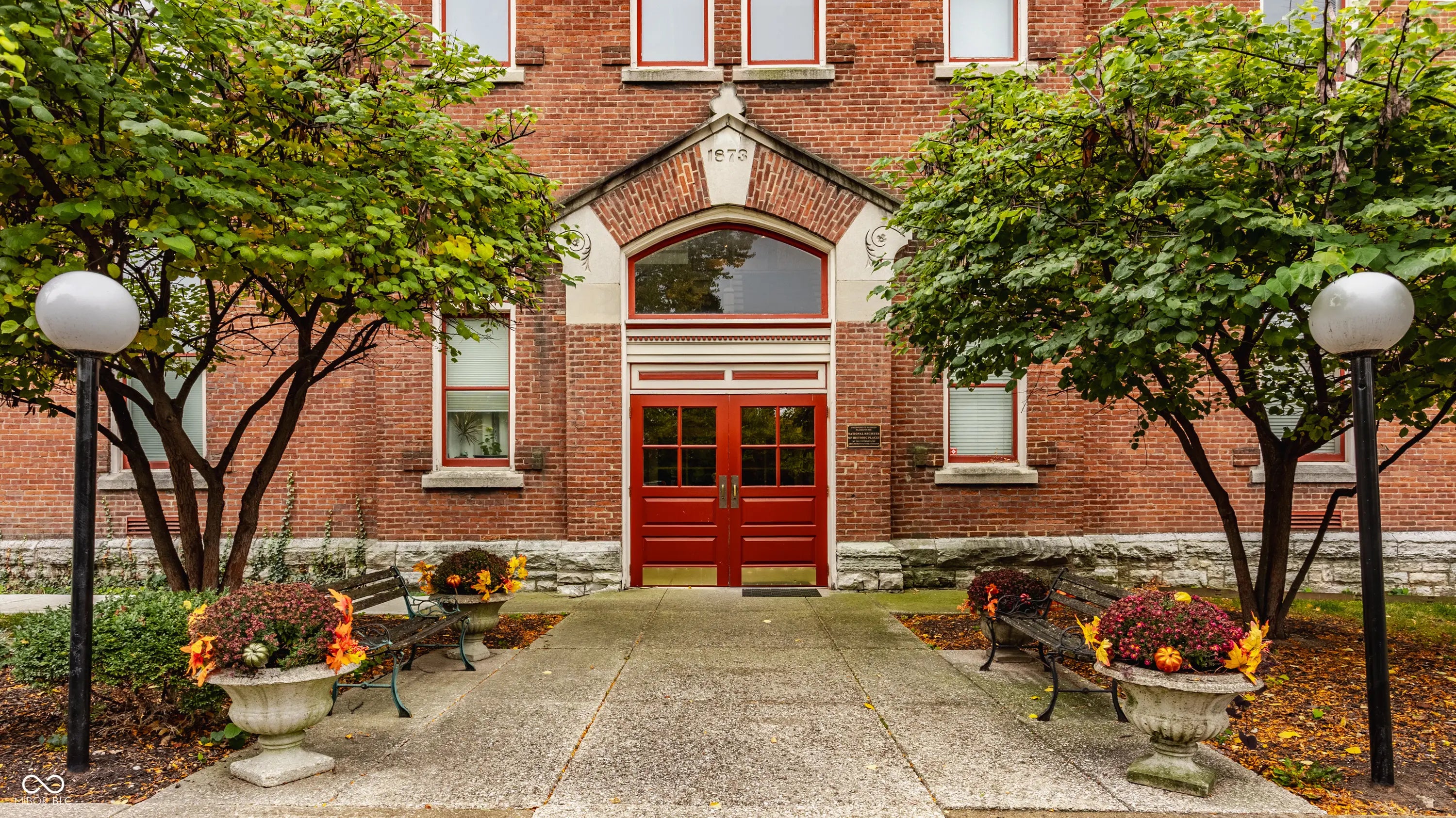 Photo of 927 Noble Street 12 Indianapolis, IN 46203