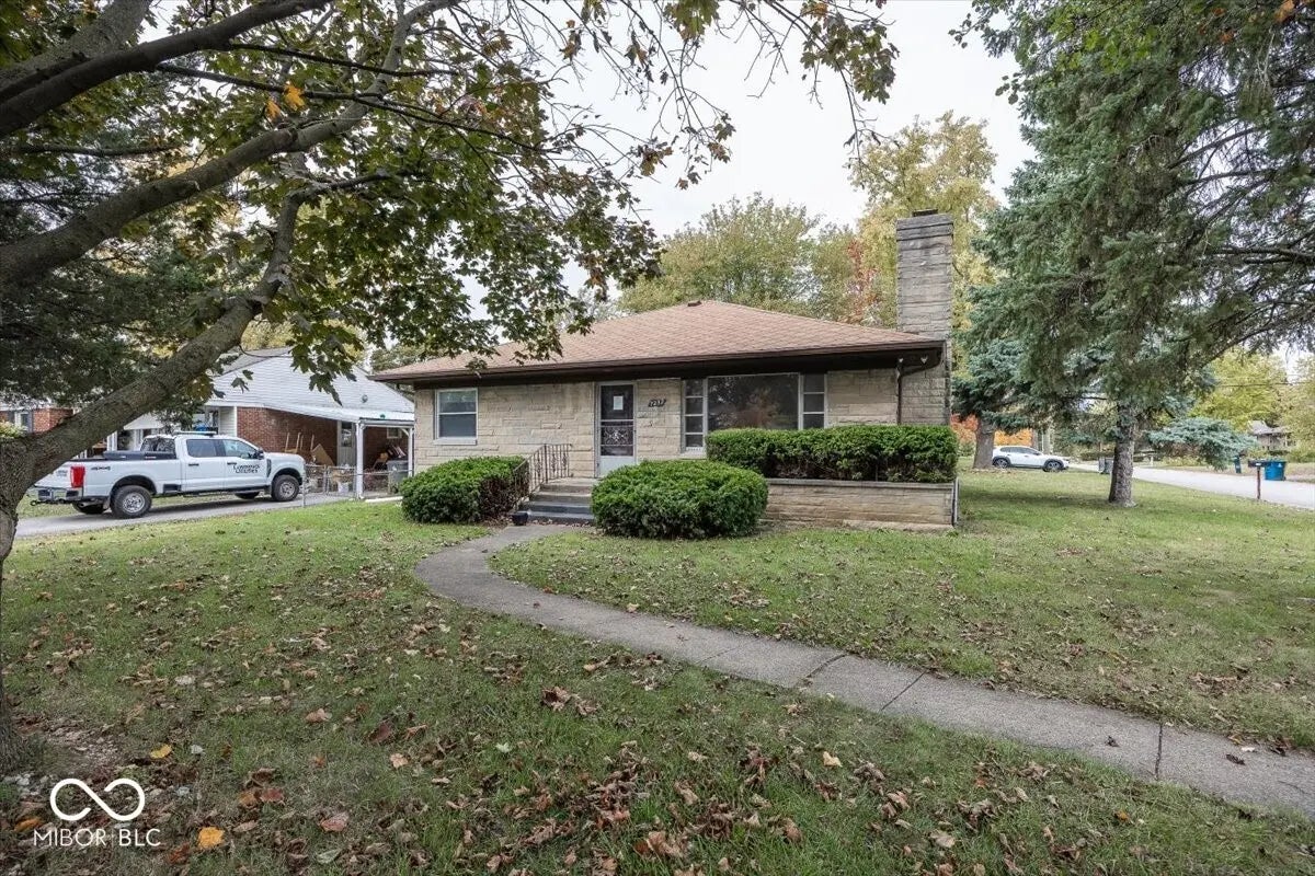 7232 E 10th Street, Indianapolis