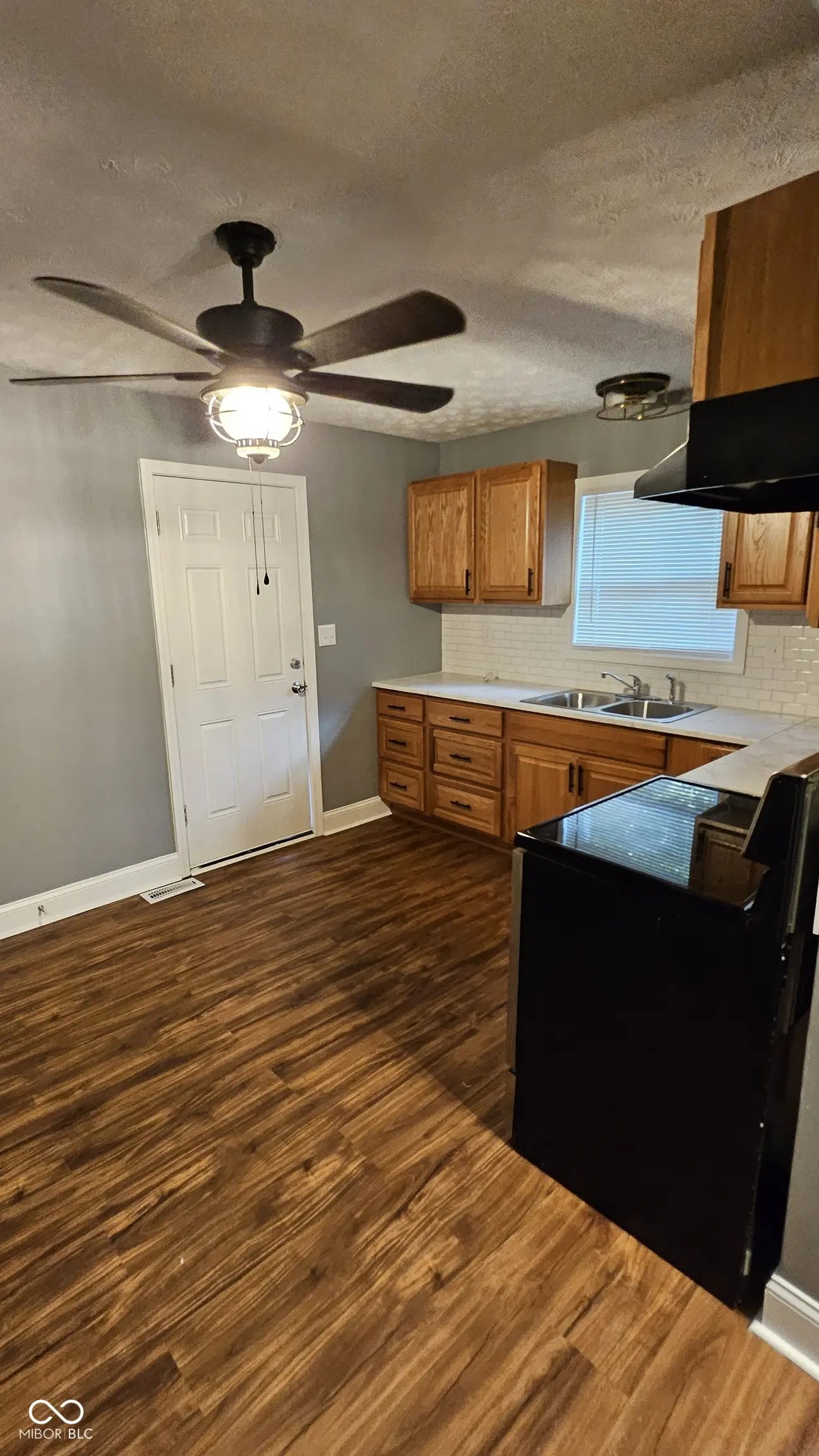 247-249 S Emerson Avenue MLS 22070999 Campus Terrace photo 6