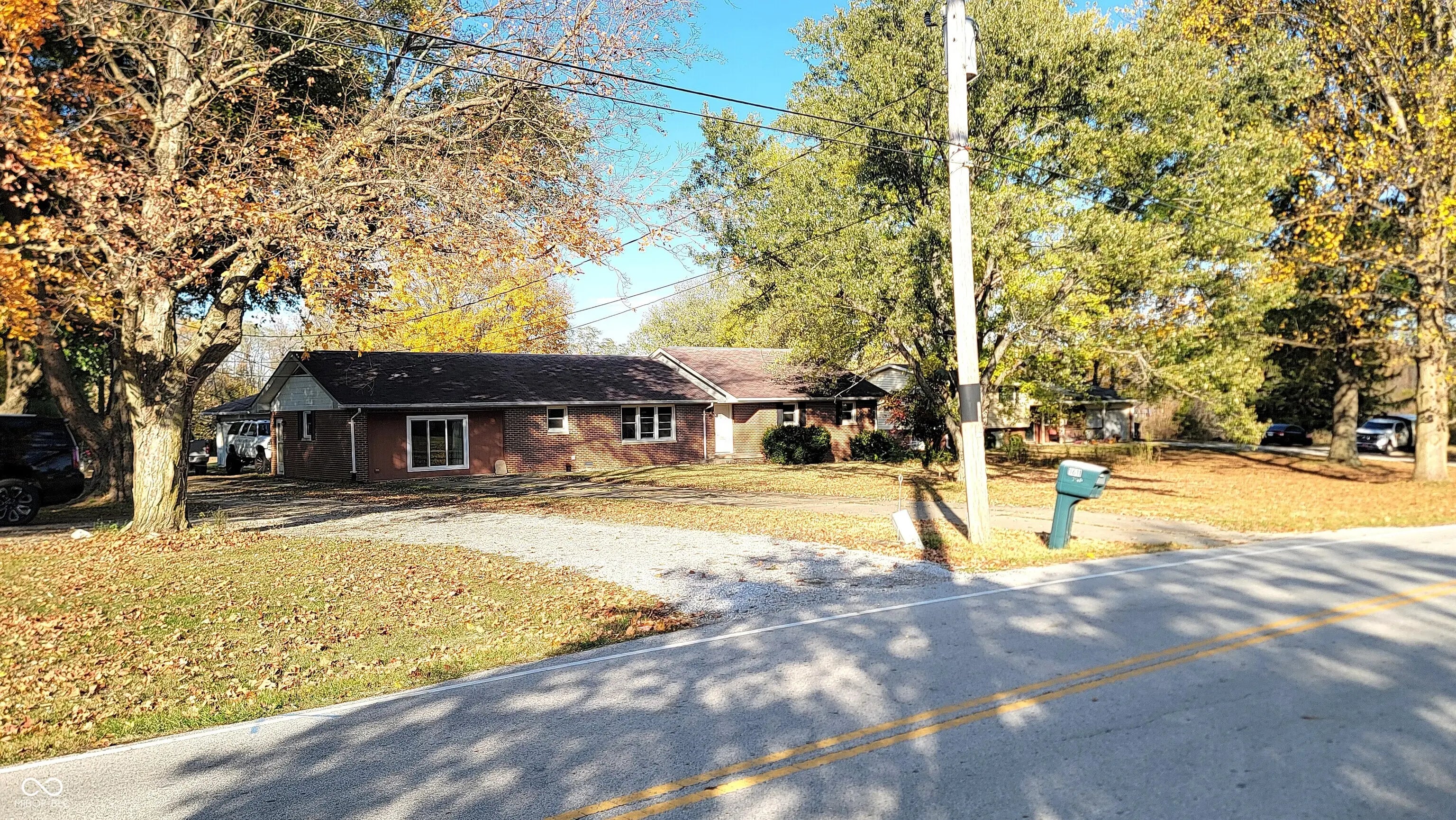 1611 E Range Line Road, Greencastle