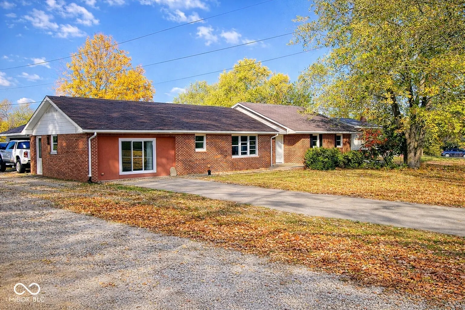 1611 E Range Line Road, Greencastle