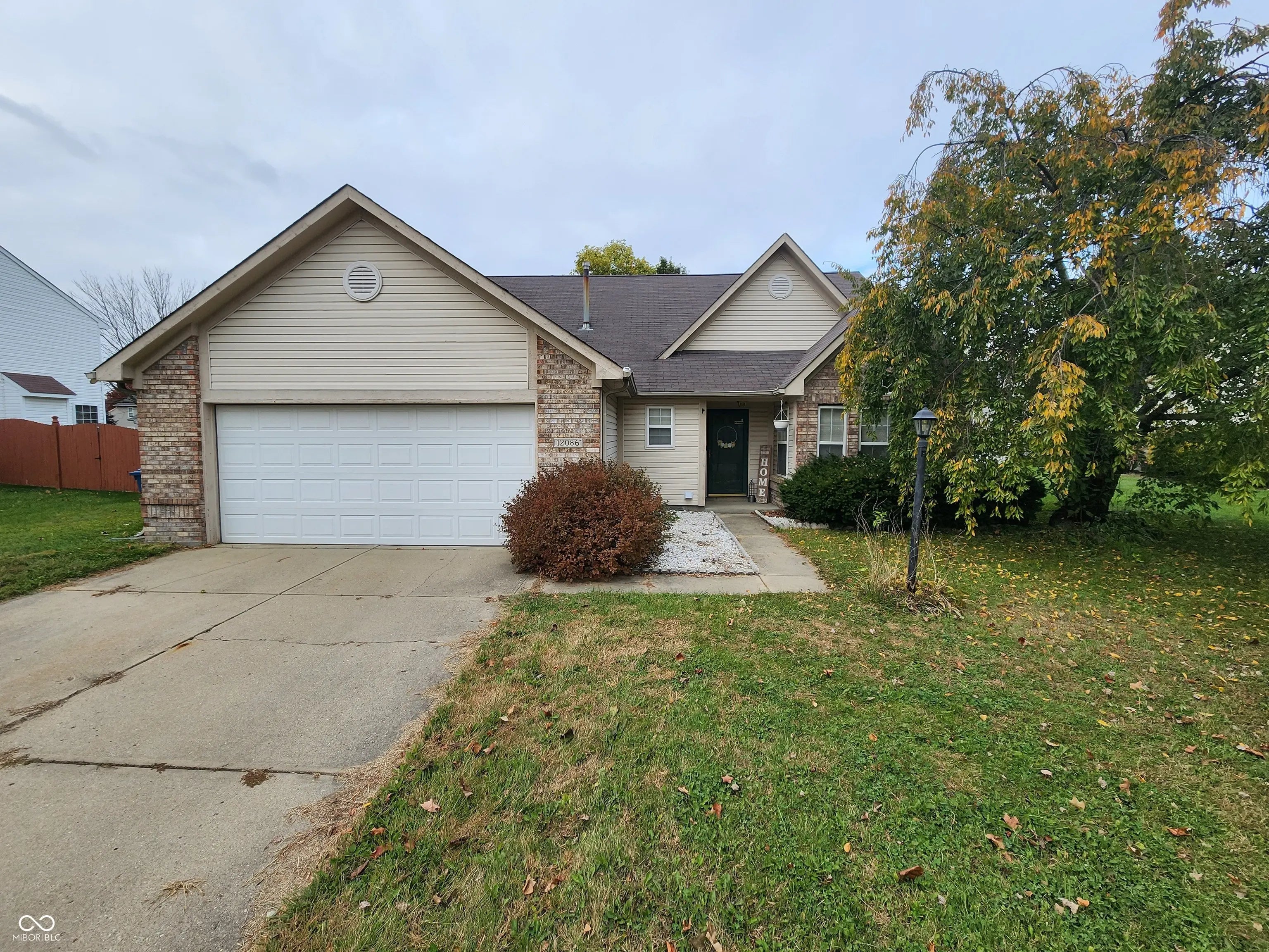 12086 E Harvest Glen Drive, Indianapolis