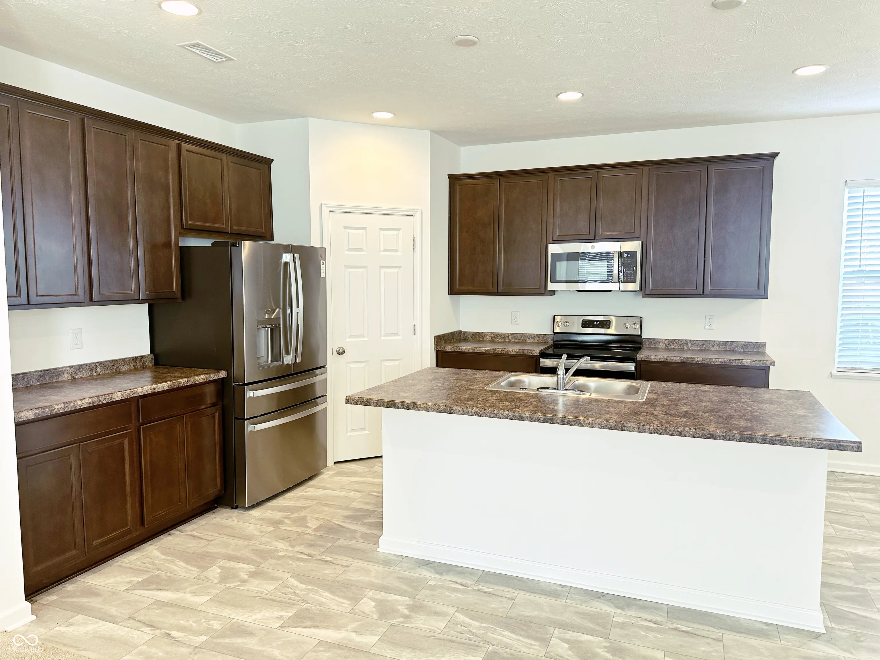 5115 Triple Crown Way MLS 22071138 Belmont photo 15