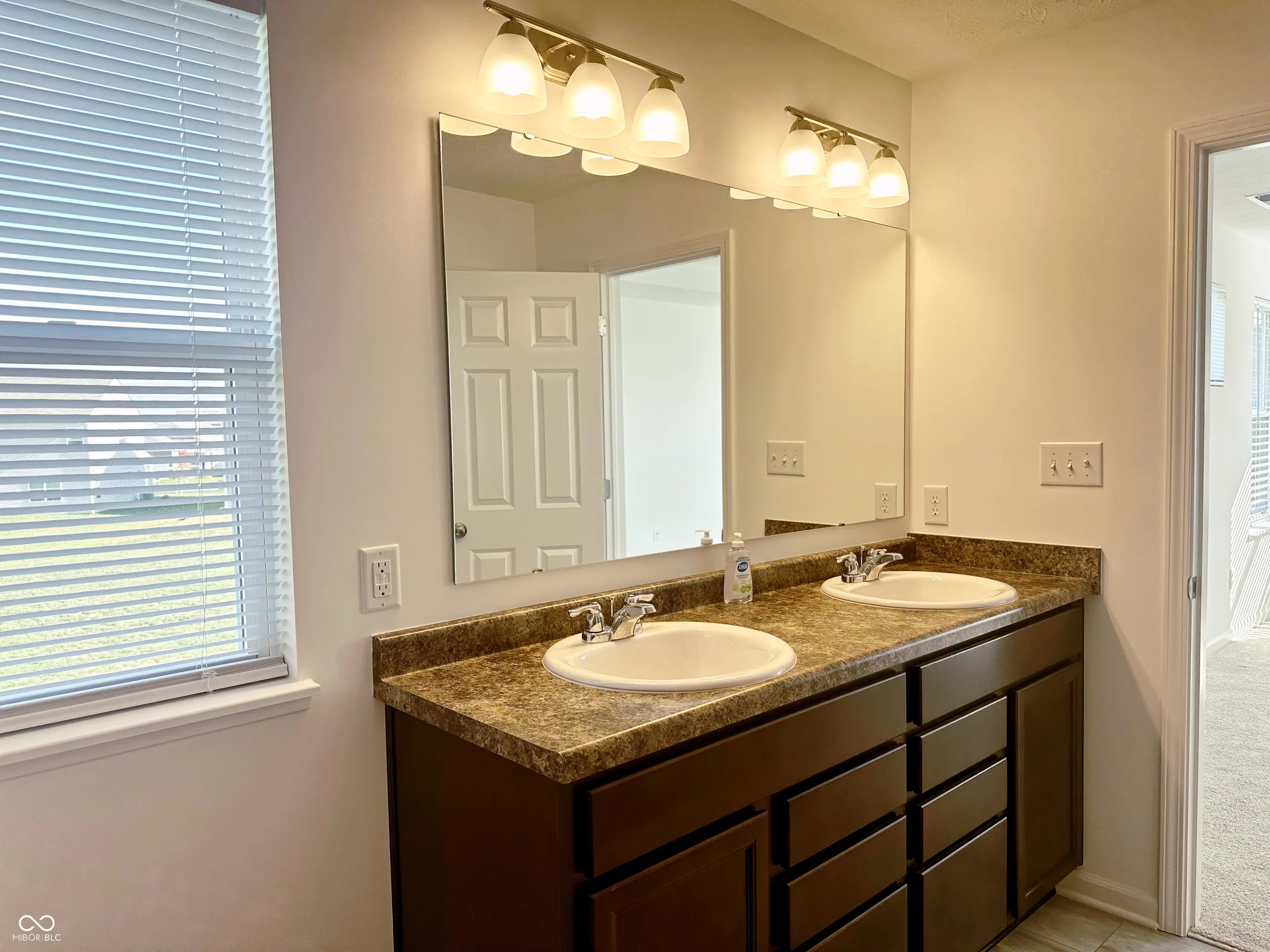 5115 Triple Crown Way MLS 22071138 Belmont photo 30