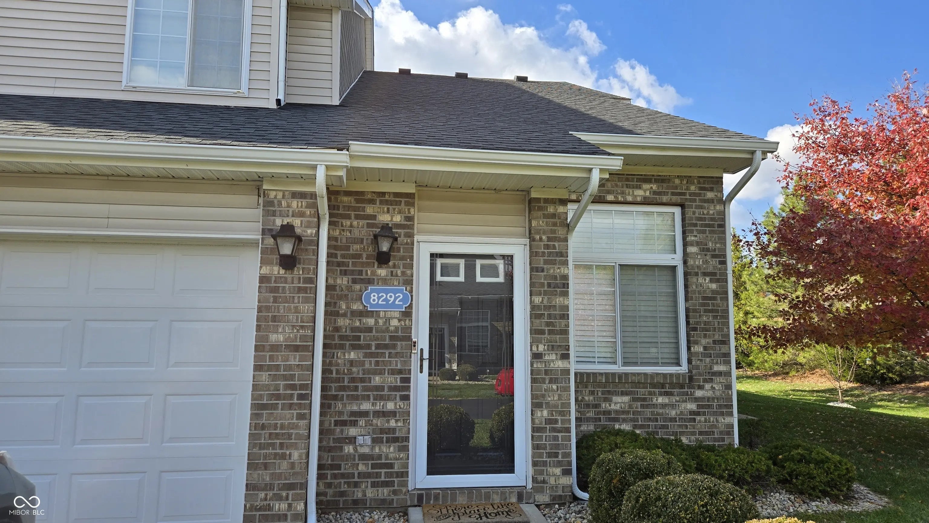 8292 Enclave Boulevard MLS 22071205 The Enclave Of Fishers Pointe photo 1