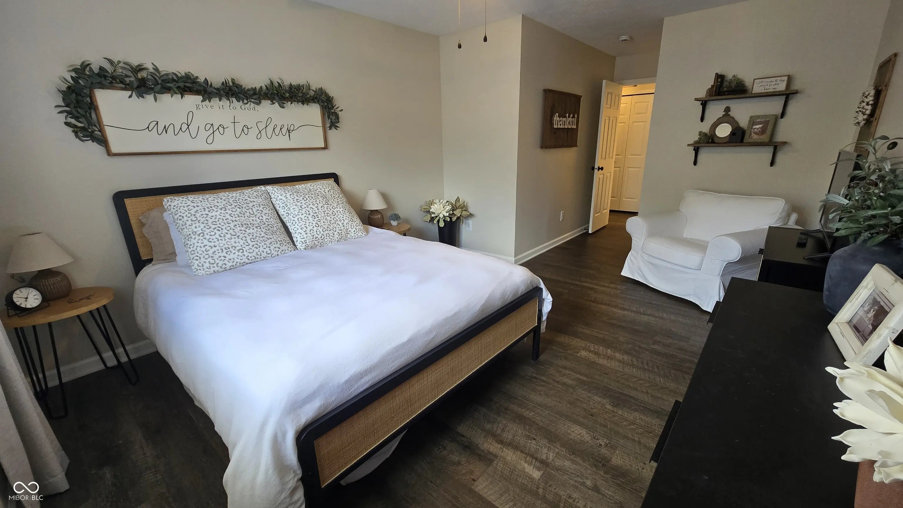 8292 Enclave Boulevard MLS 22071205 The Enclave Of Fishers Pointe photo 11