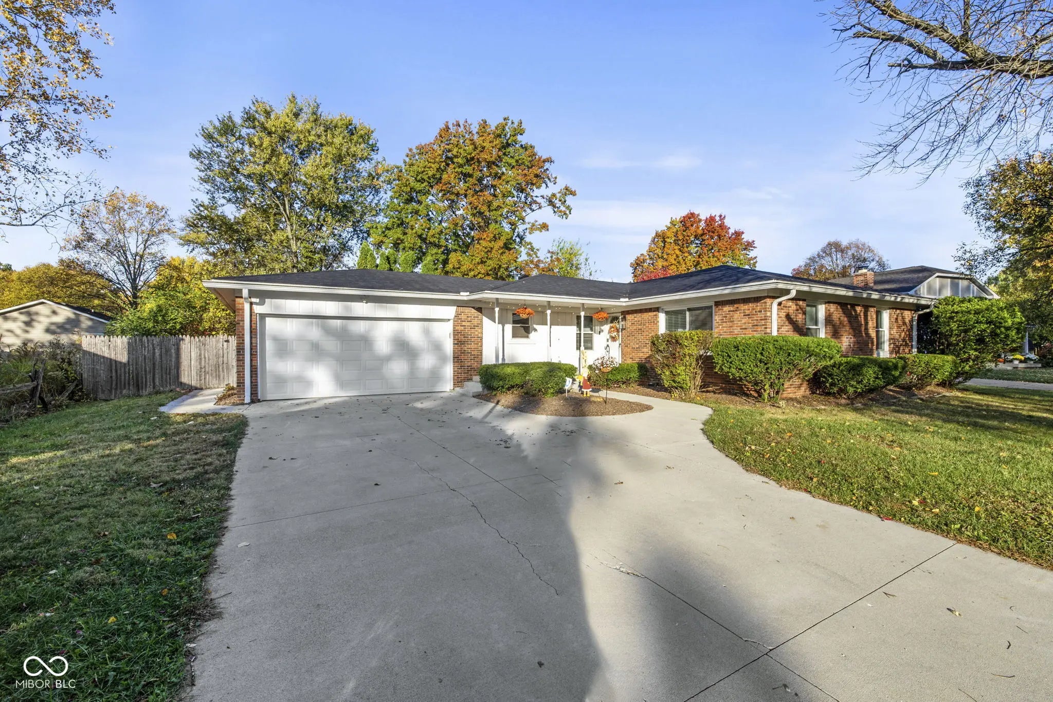 Photo of 7948 Rockridge Court Indianapolis, IN 46268