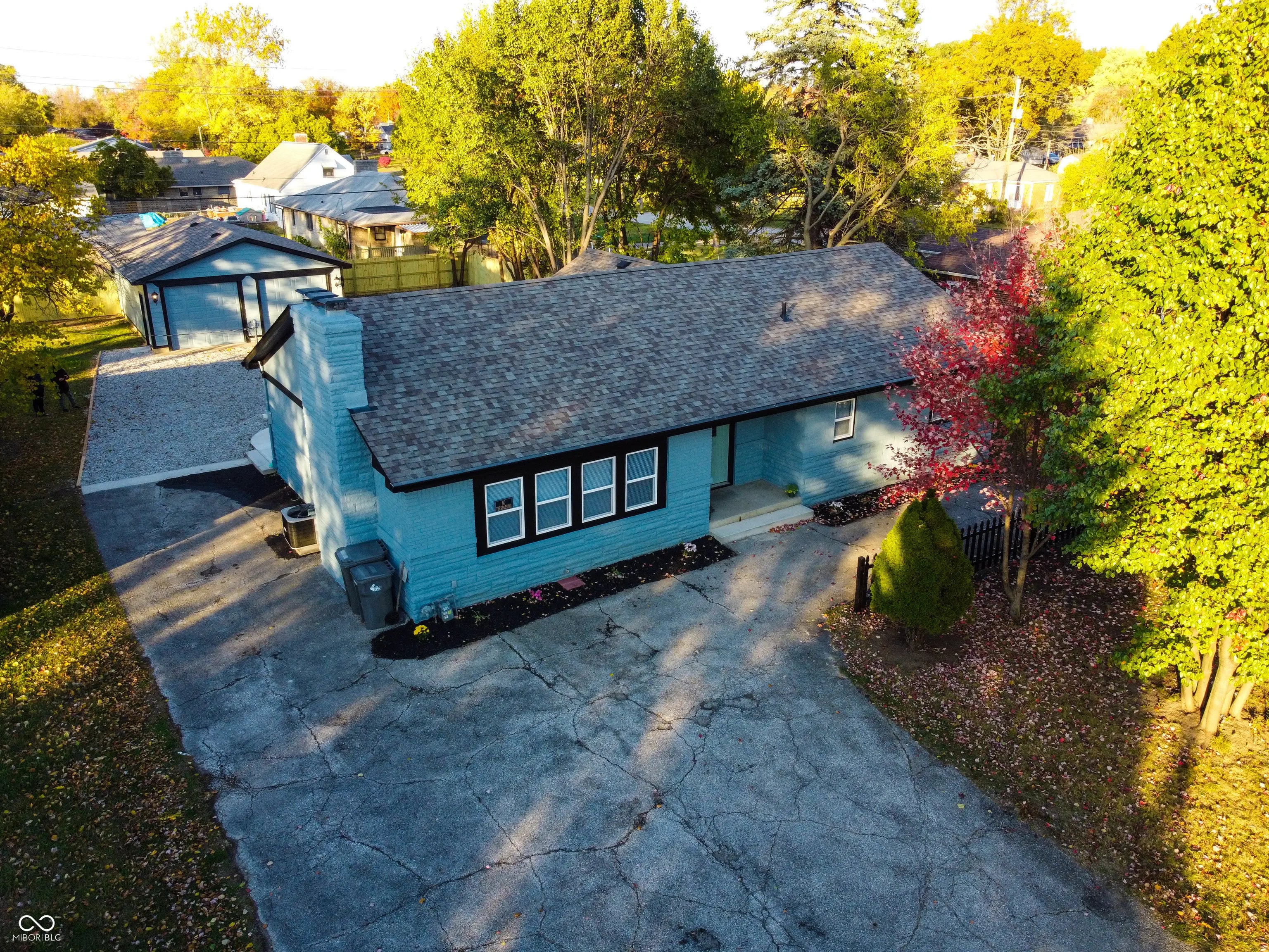 7114 E 10th Street, Indianapolis