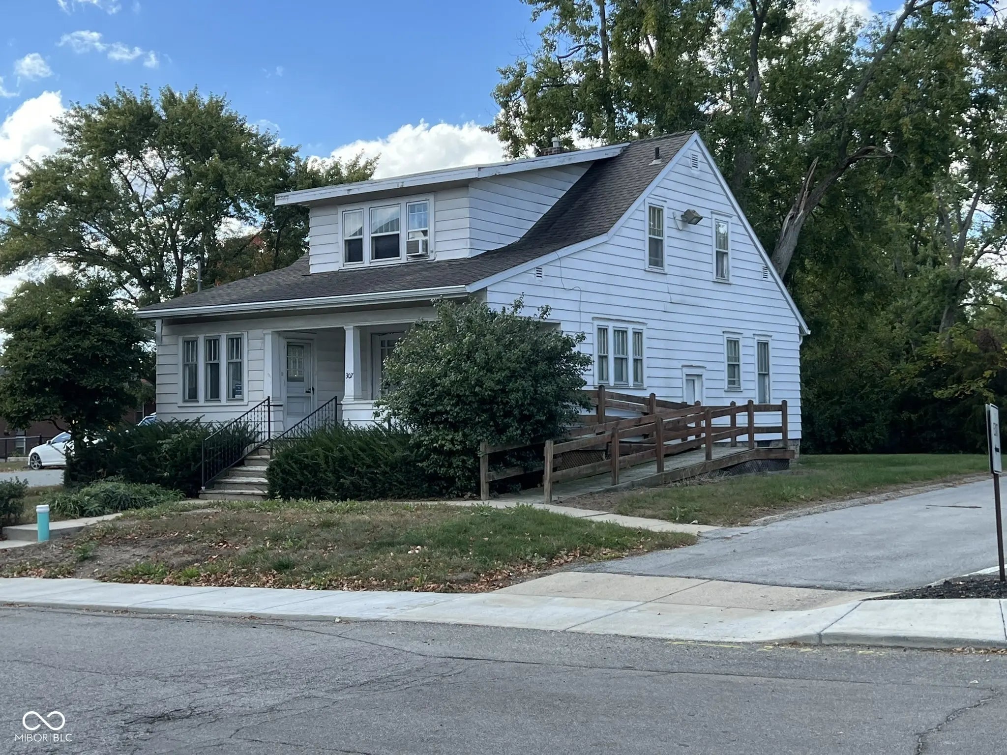 307 Cottage Avenue, Anderson