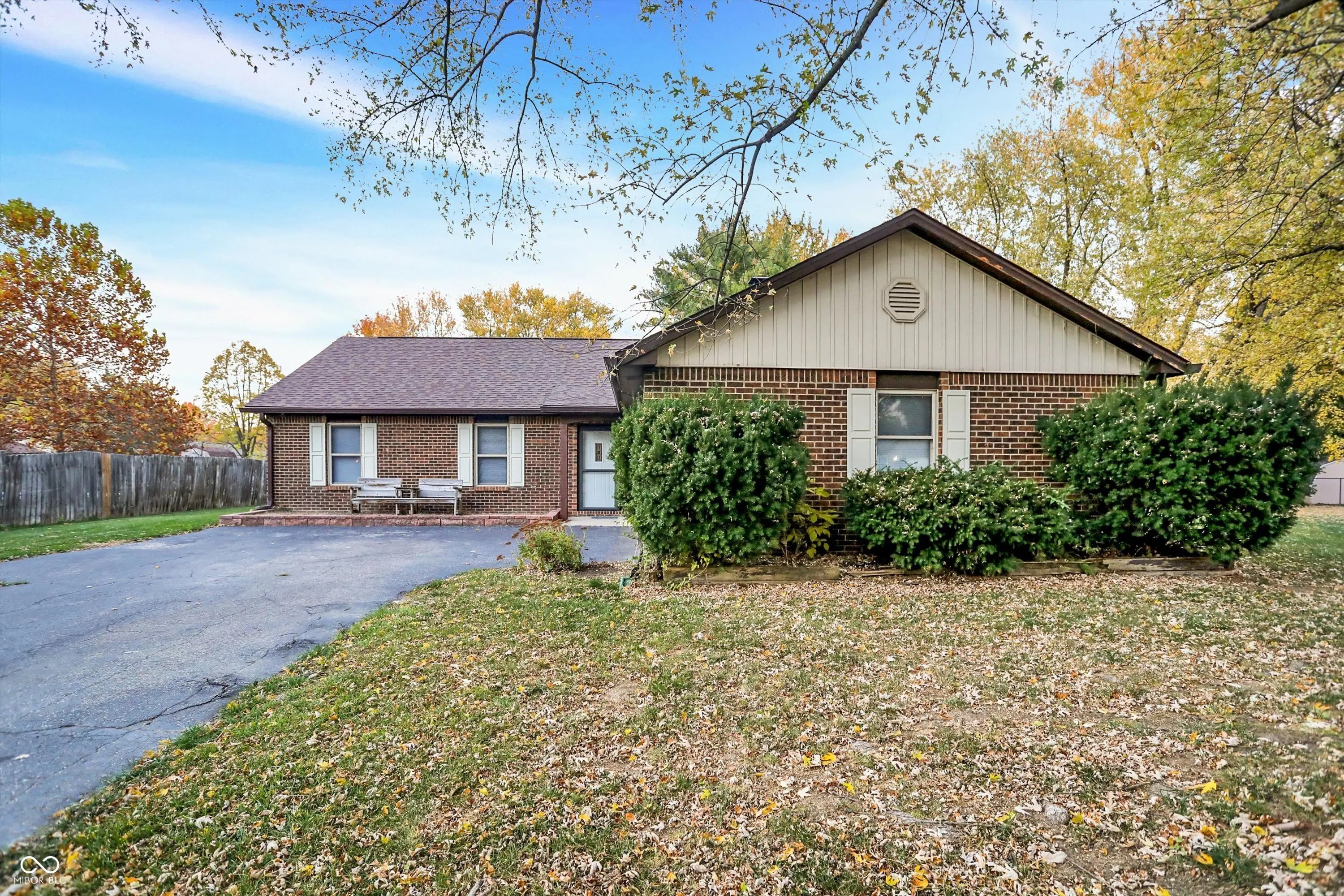 8714 Flintlock Court, Indianapolis