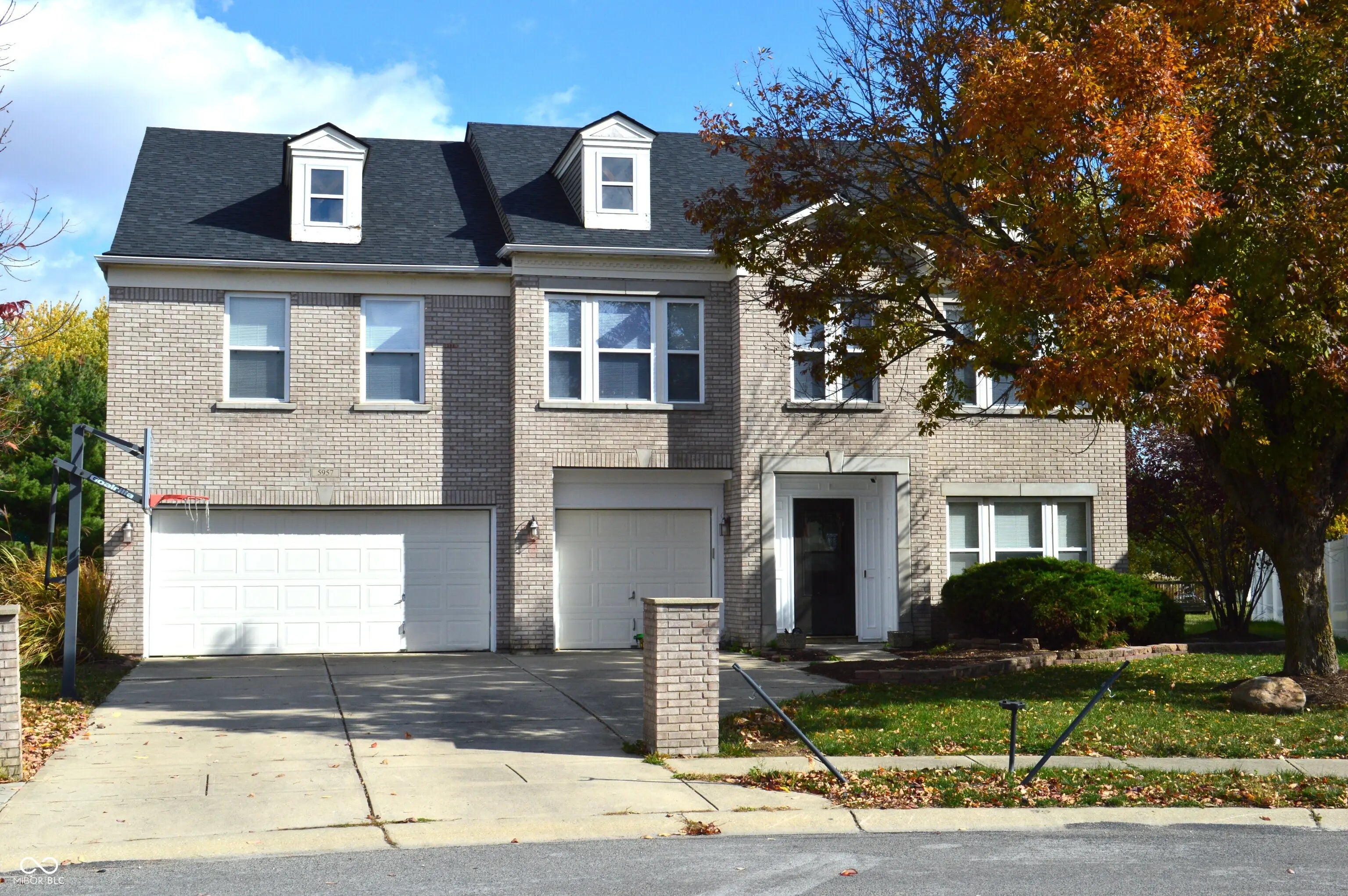 5957 N Attleburg Drive, McCordsville