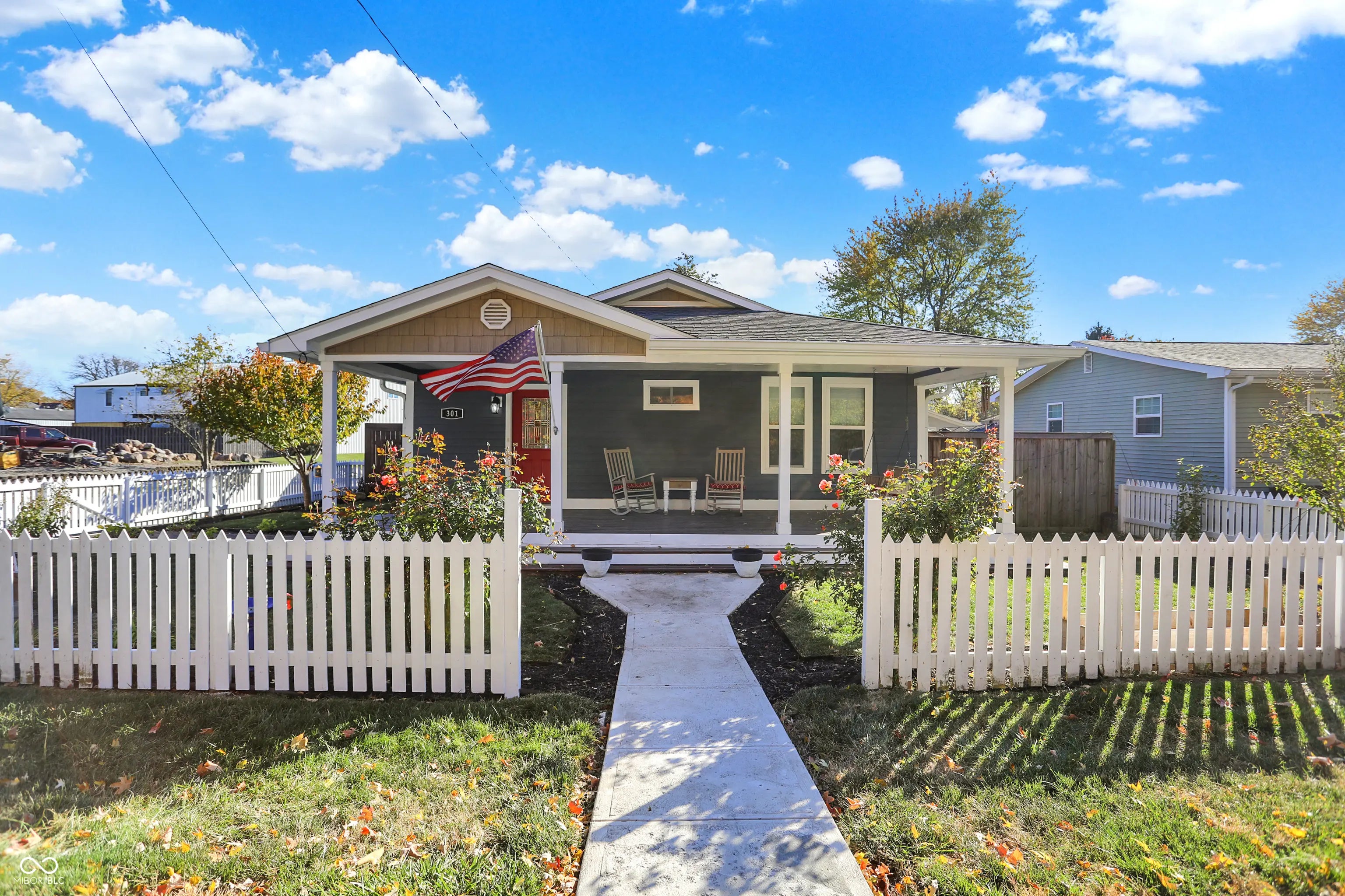 301 W Pierce Street, Whitestown