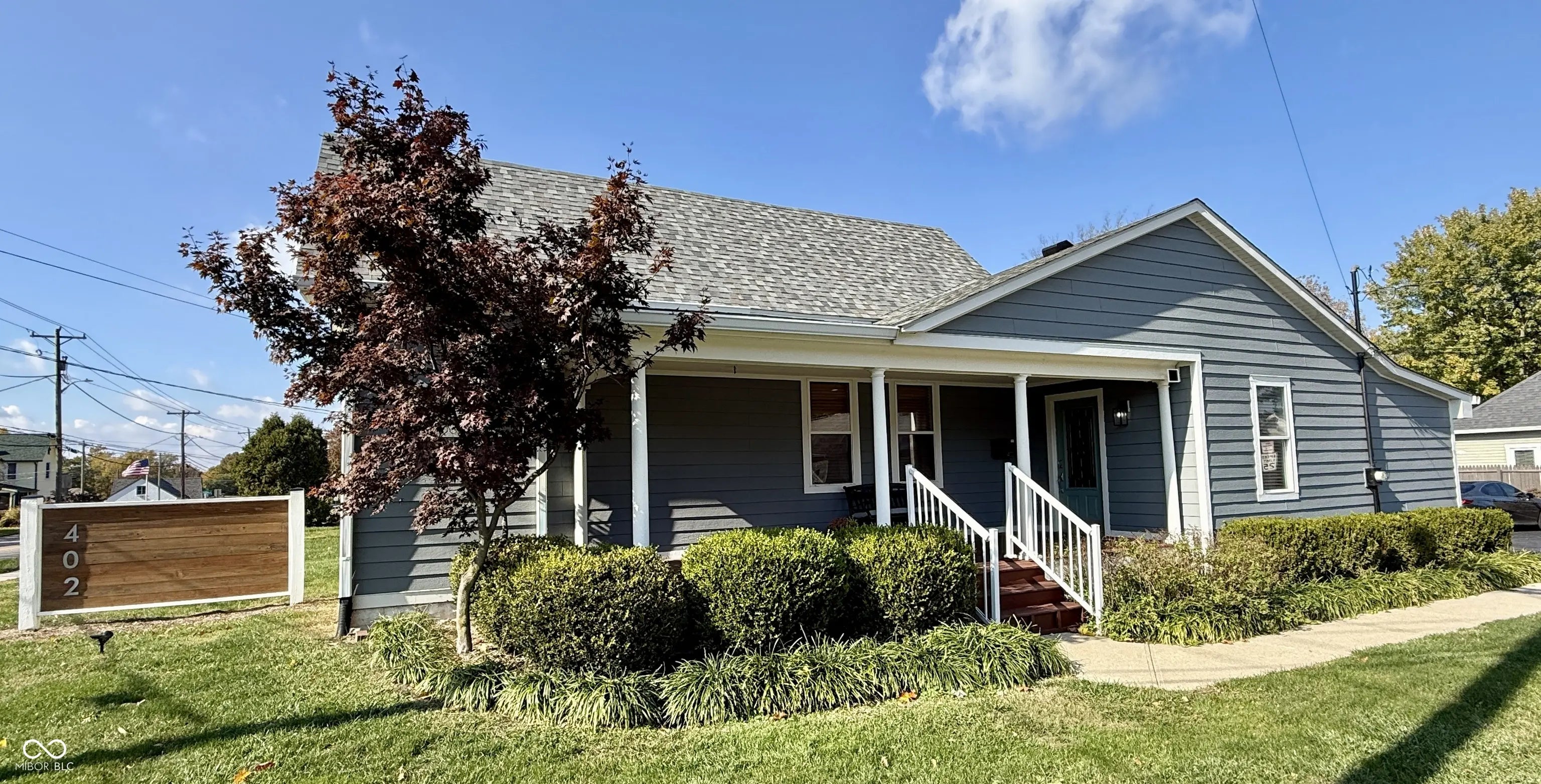 402 W Main Street, Greenwood