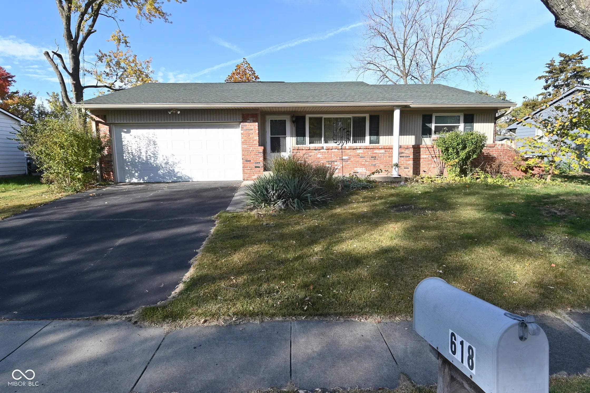 Photo of 618 S Kiel Avenue Indianapolis, IN 46241