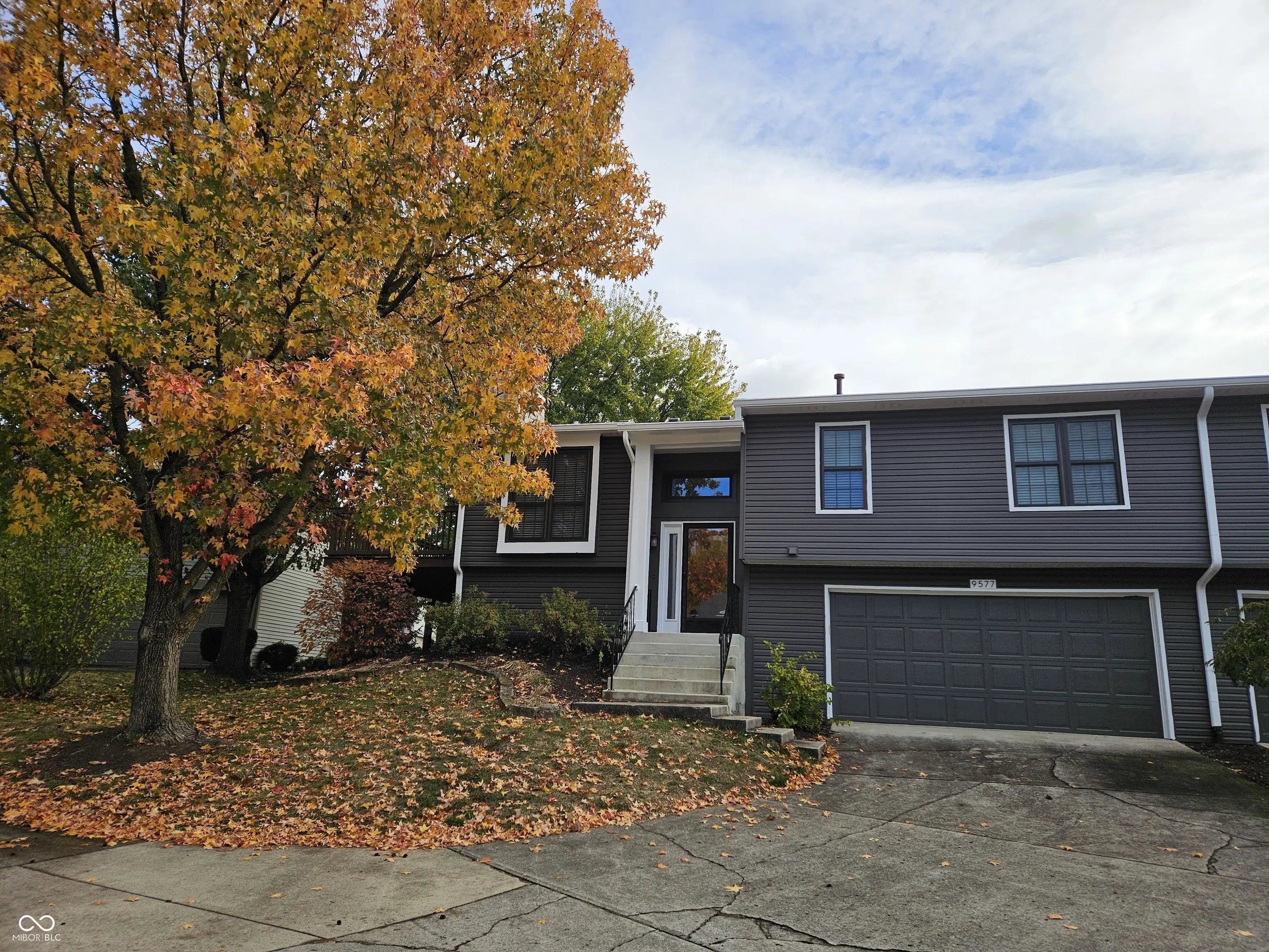 Photo of 9577 Bay Vista West Drive Indianapolis, IN 46250