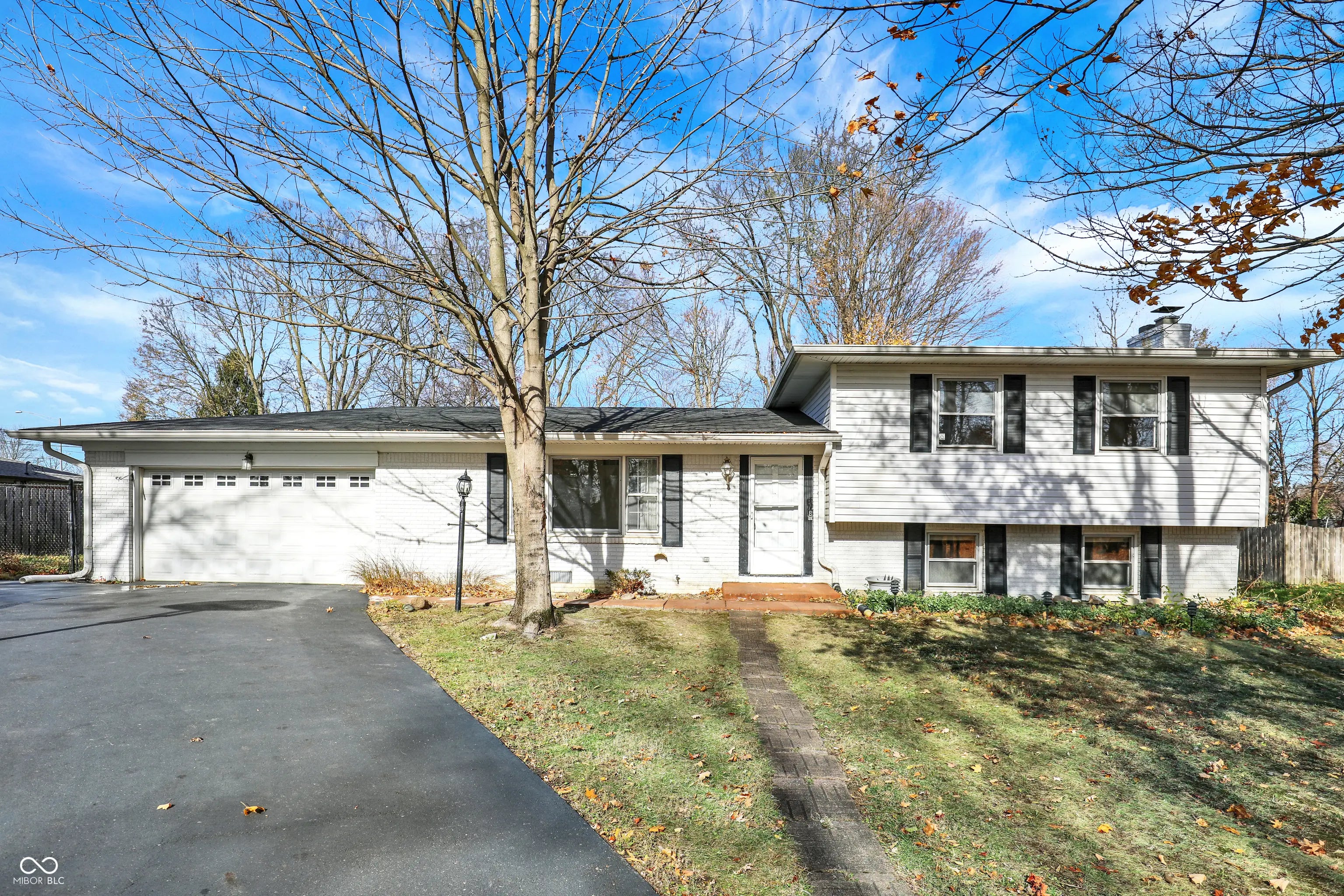 Photo of 2706 Lakewood Drive N Carmel, IN 46280