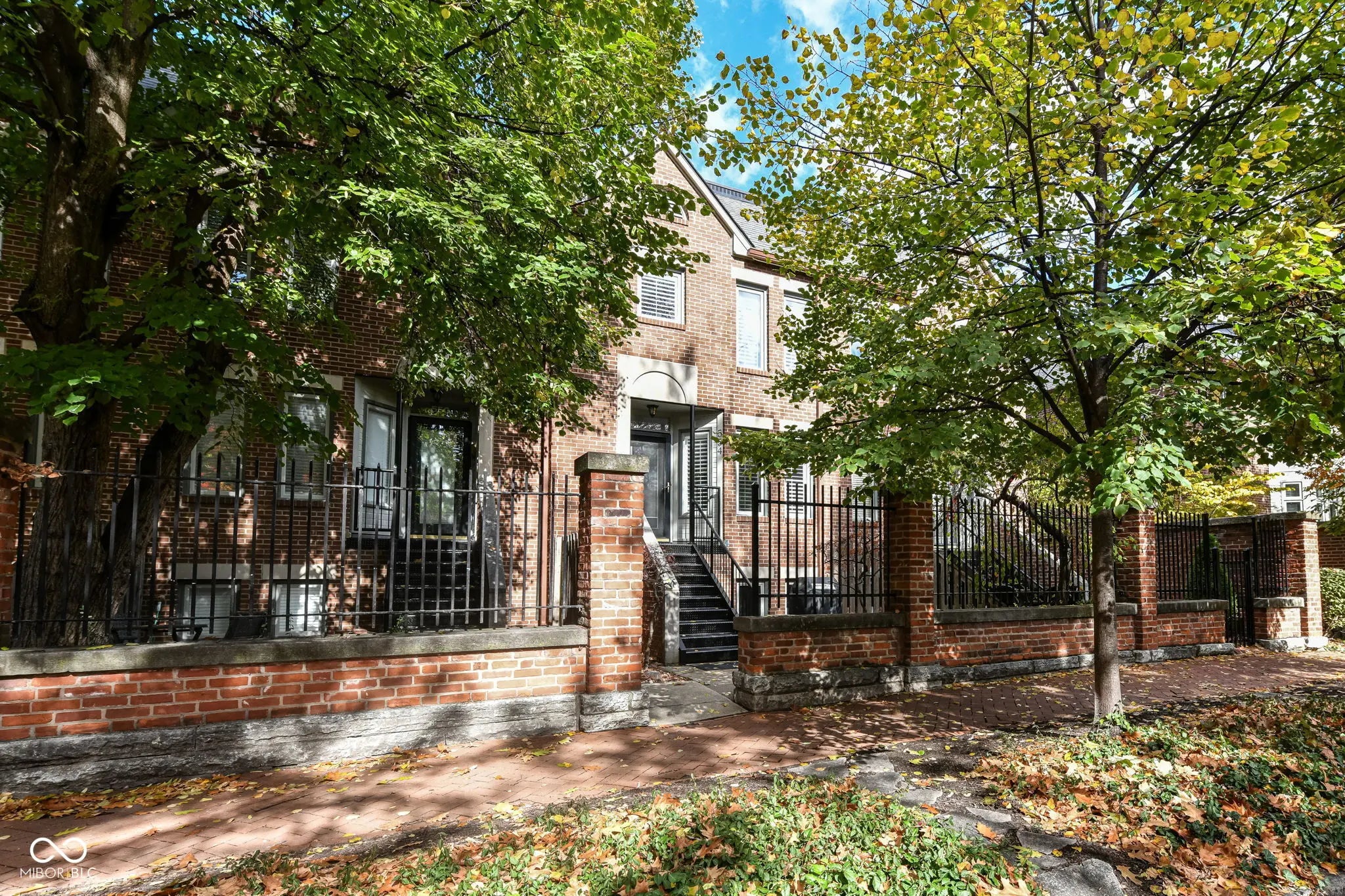 Photo of 554 E Vermont Street Indianapolis, IN 46202