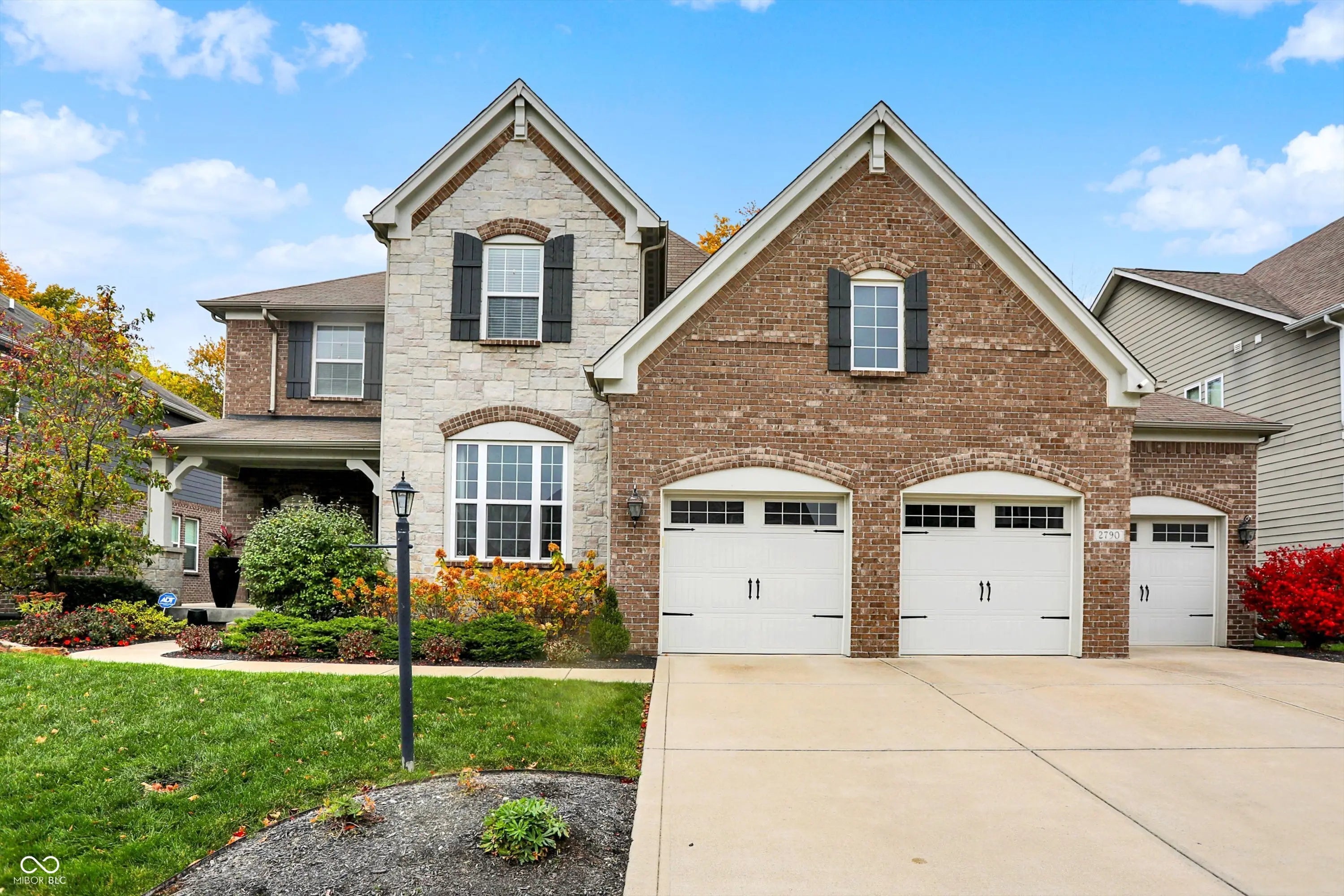 2790 W High Grove Circle, Zionsville