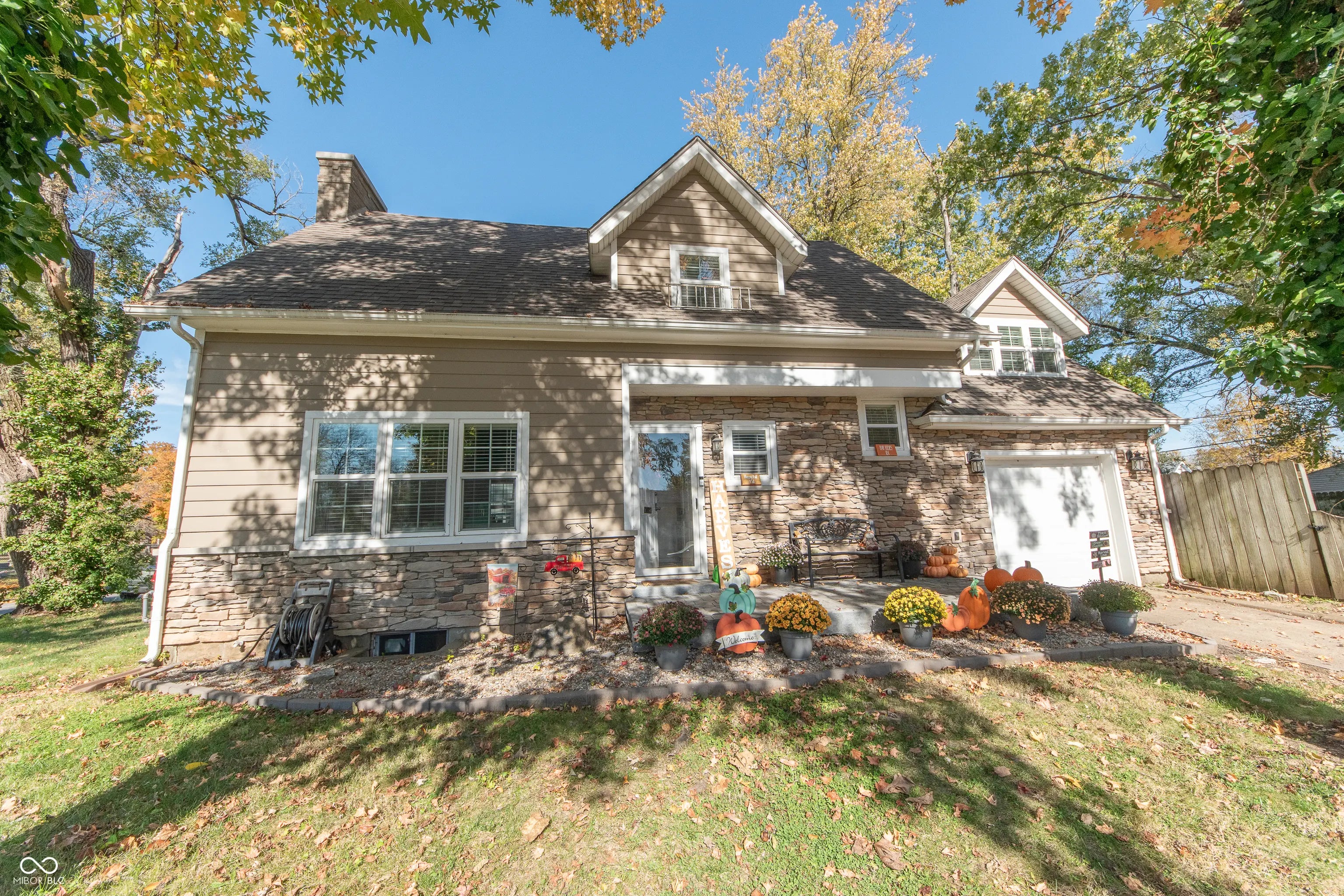 Photo of 902 18th Street Columbus, IN 47201