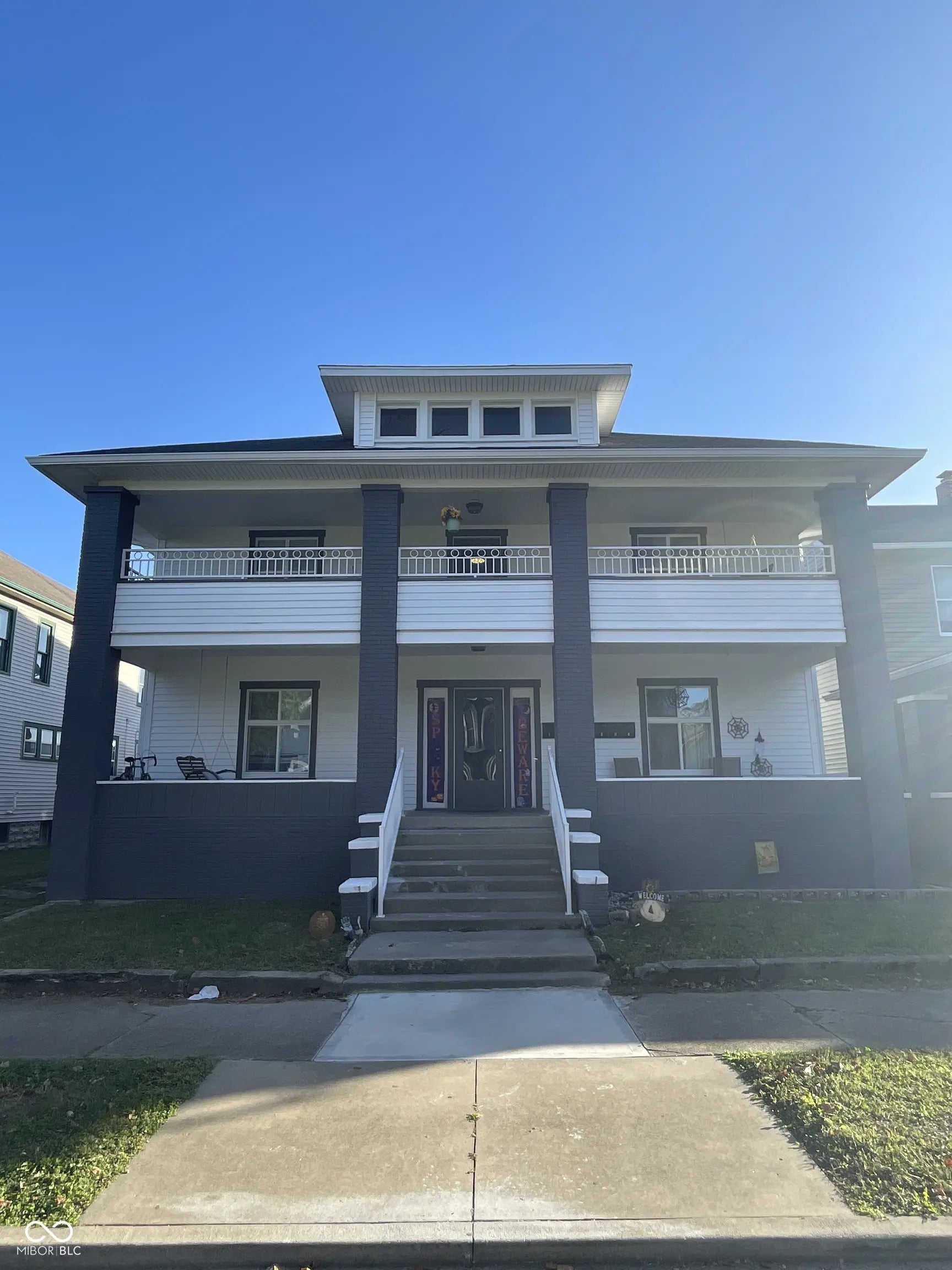 Photo of 129 W Hendricks Street 2 Shelbyville, IN 46176