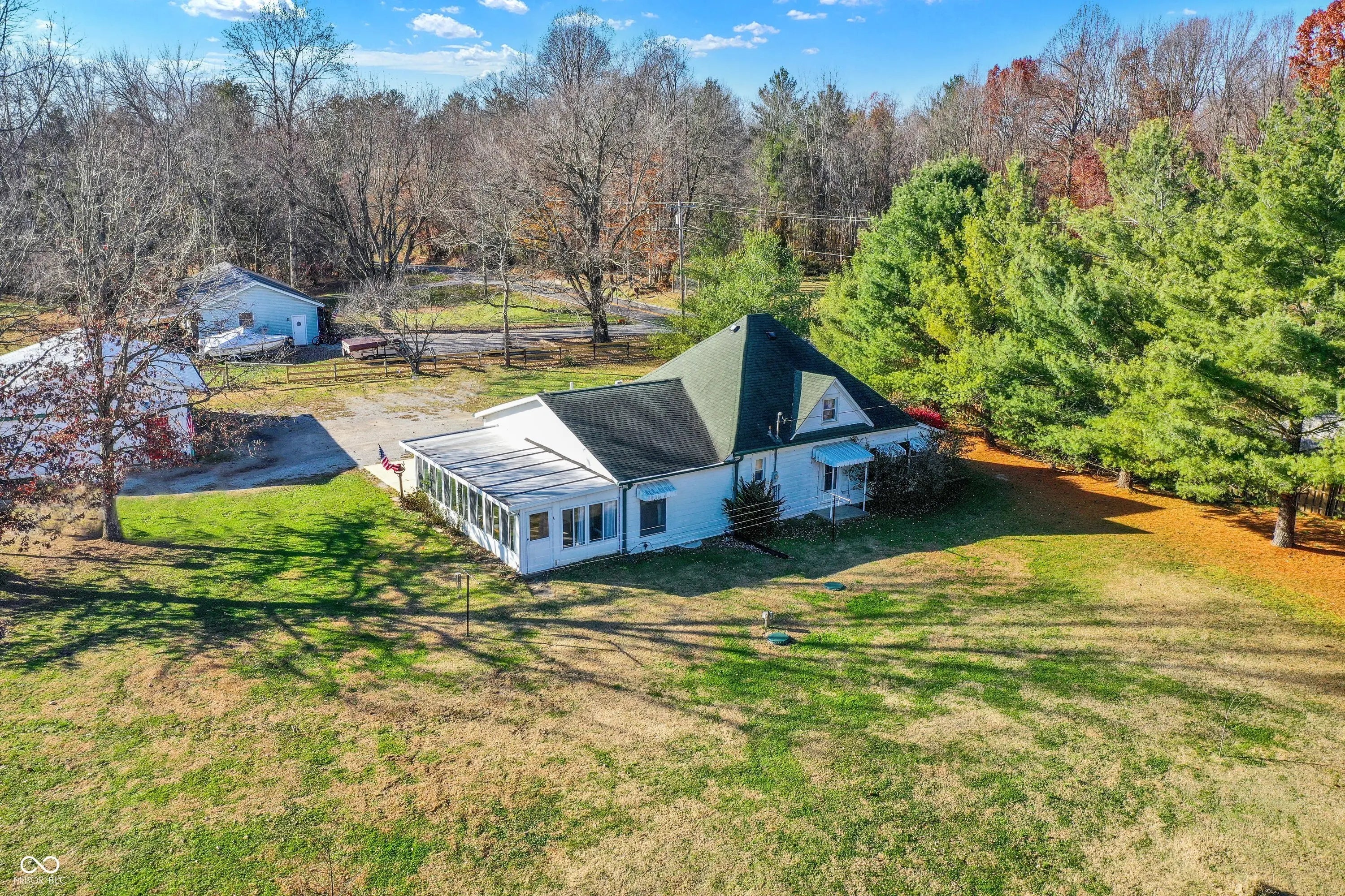 2761 Indiana 45, Nashville