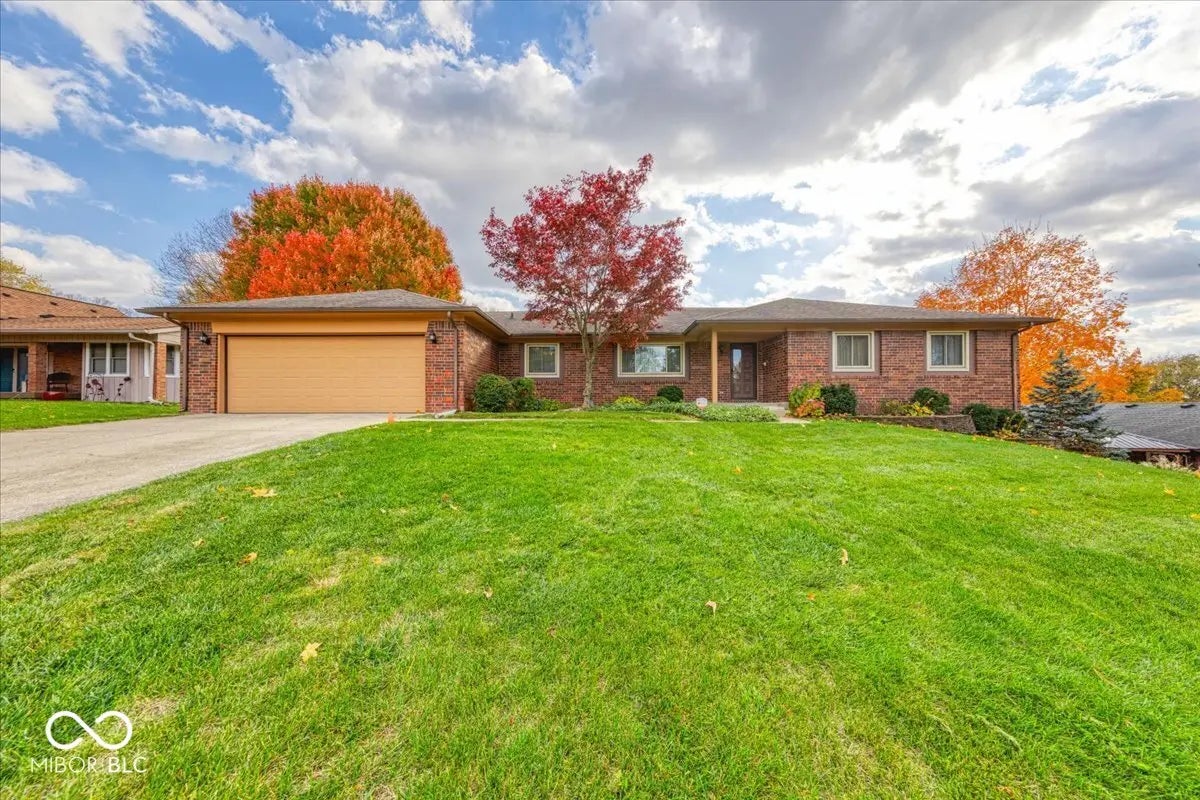 1715 Towe String Road, Indianapolis