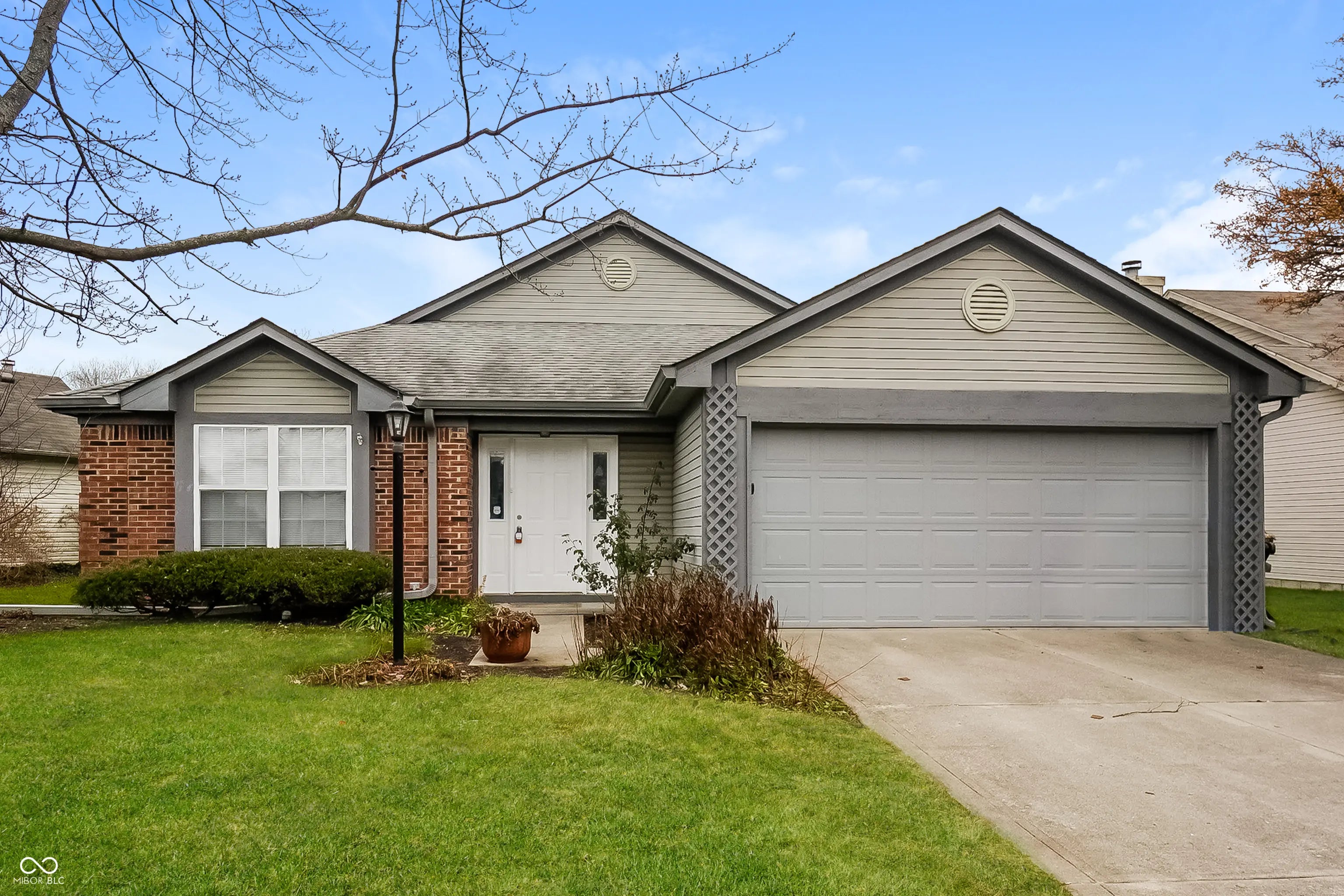 4834 Countrybrook Court, Indianapolis