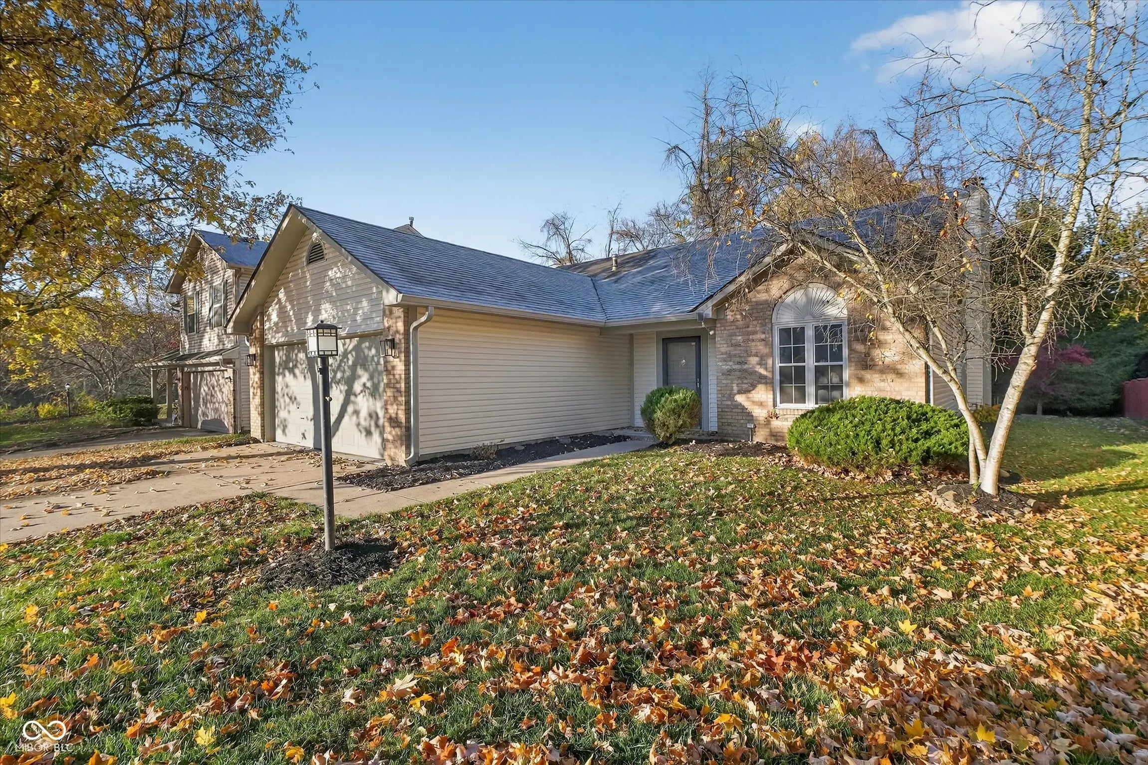 Photo of 12126 Blue Springs Lane Fishers, IN 46037