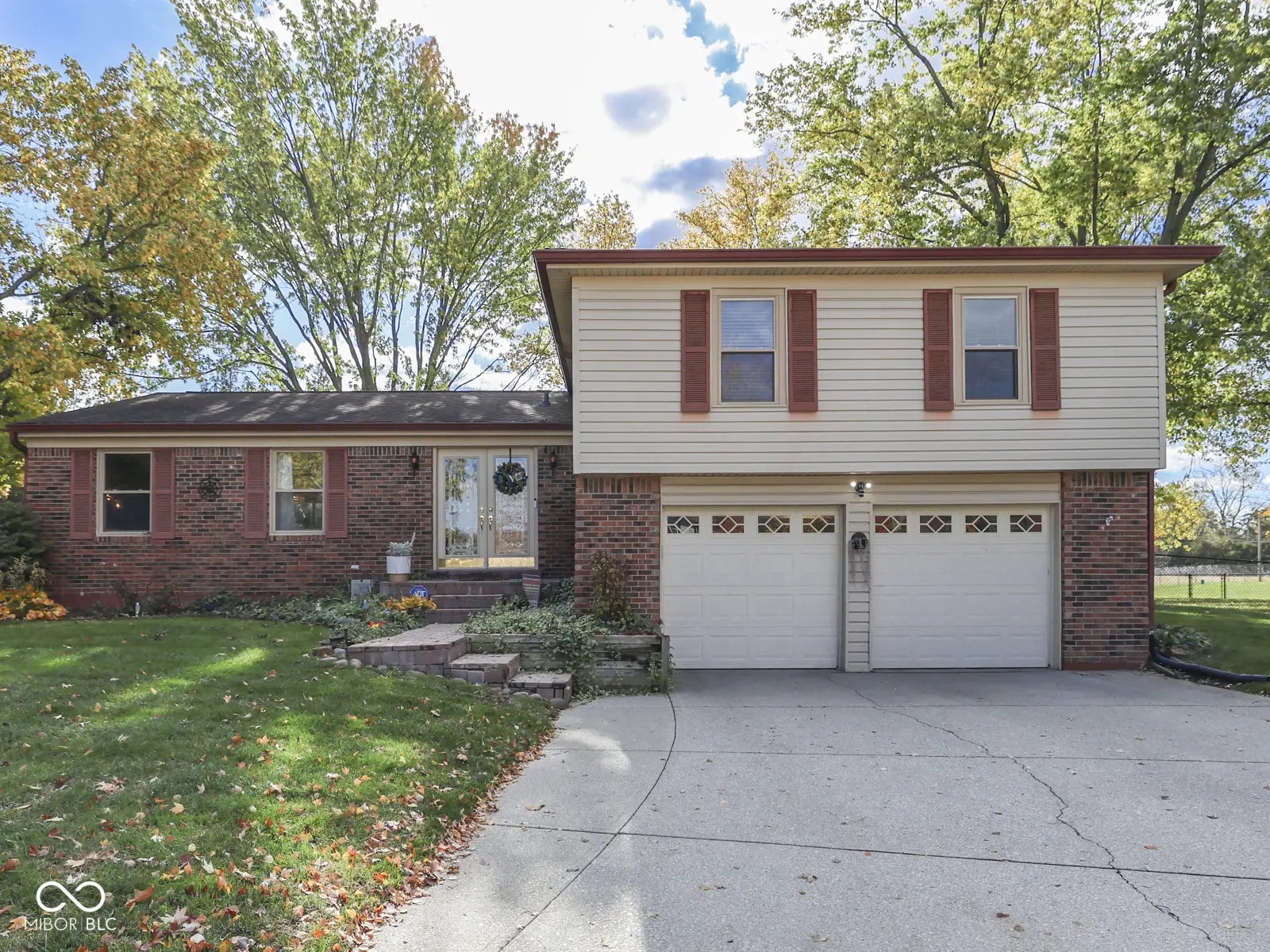 Photo of 8438 Ainsley Circle Indianapolis, IN 46256