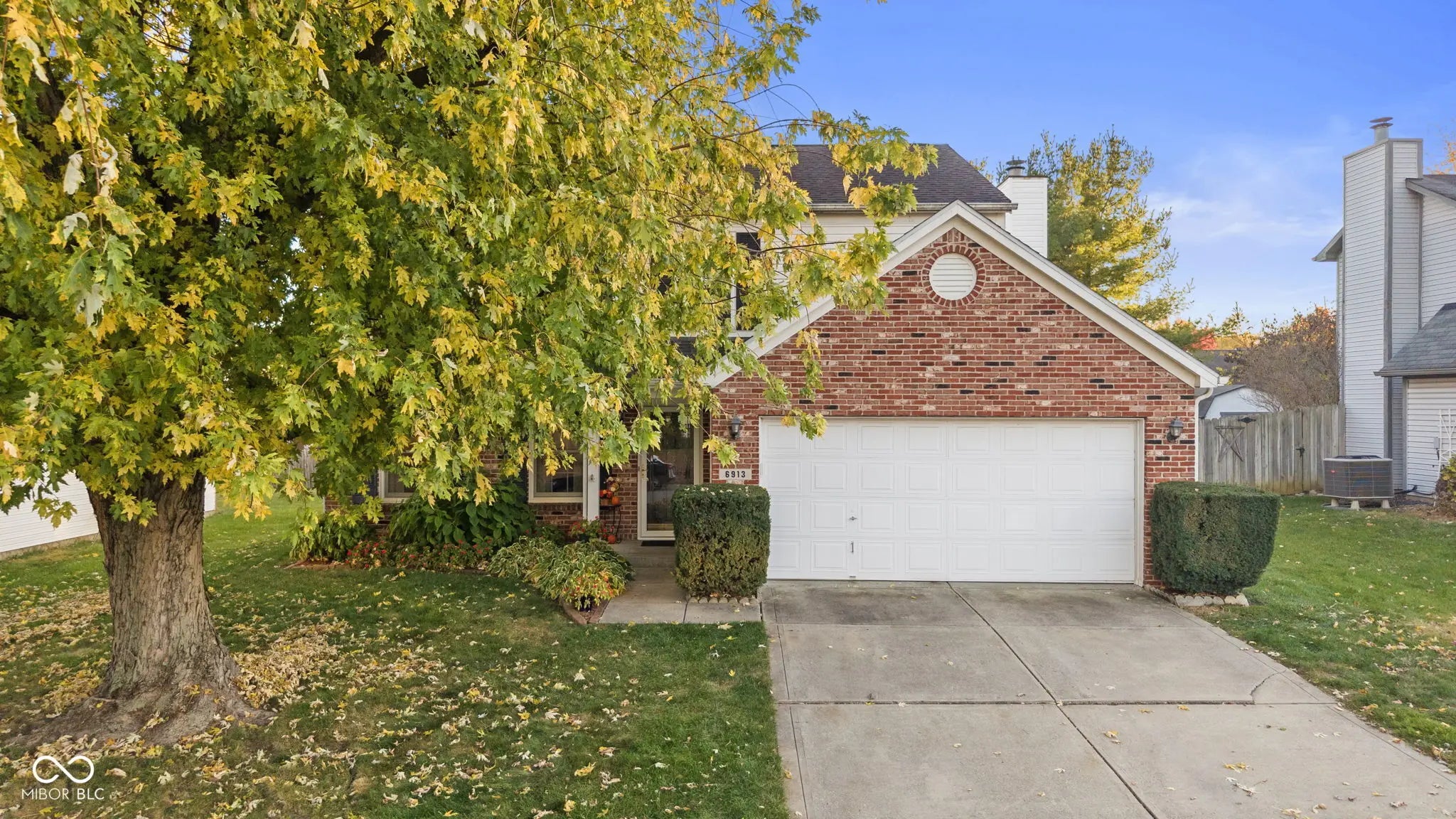 6913 Thousand Oaks Drive, Indianapolis
