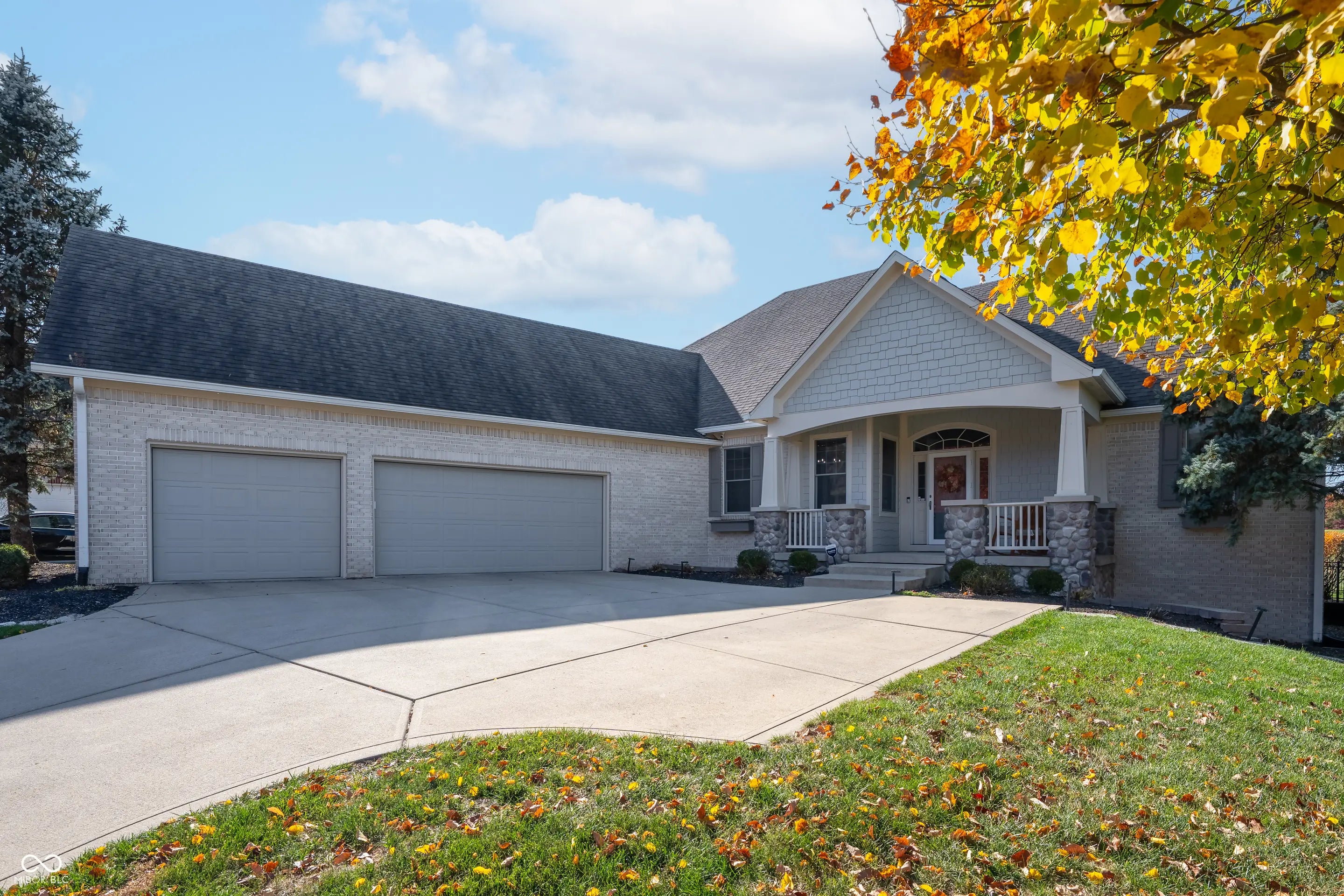 Photo of 10296 Muirfield Trace Fishers, IN 46037