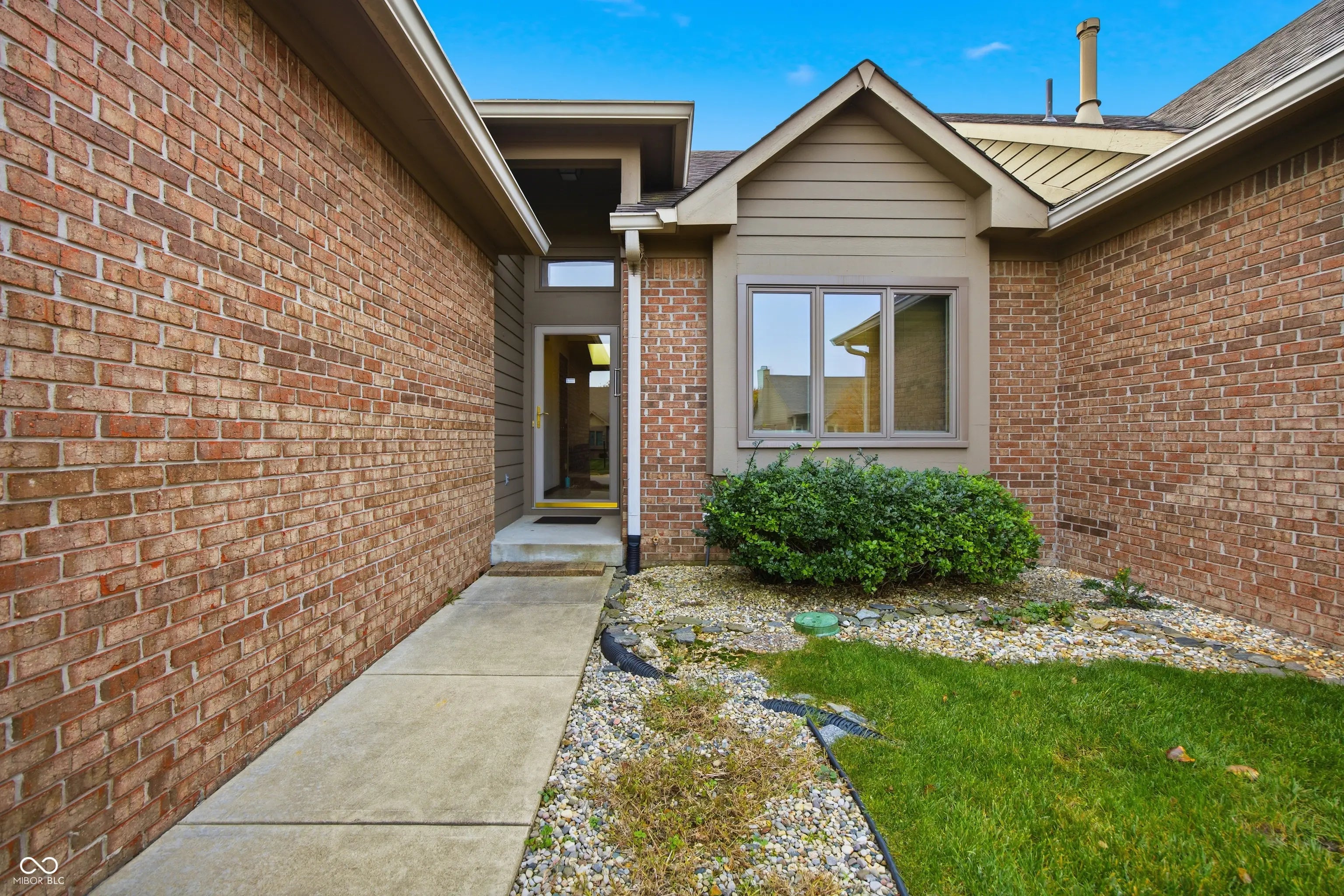 Photo of 681 Cottage Lane Greenwood, IN 46143