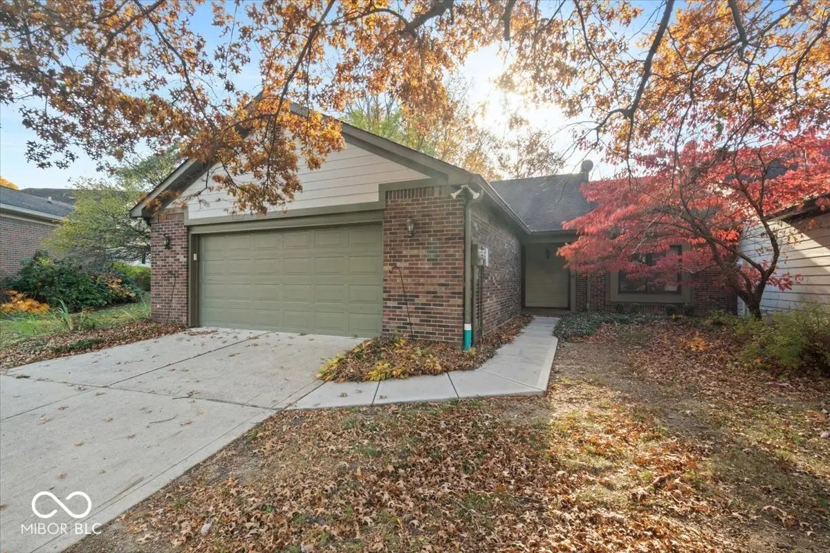 5214 Greenwillow Court 27, Indianapolis