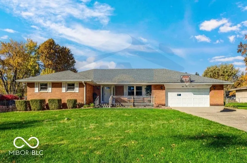 Photo of 8208 Valley Estates Drive Indianapolis, IN 46227