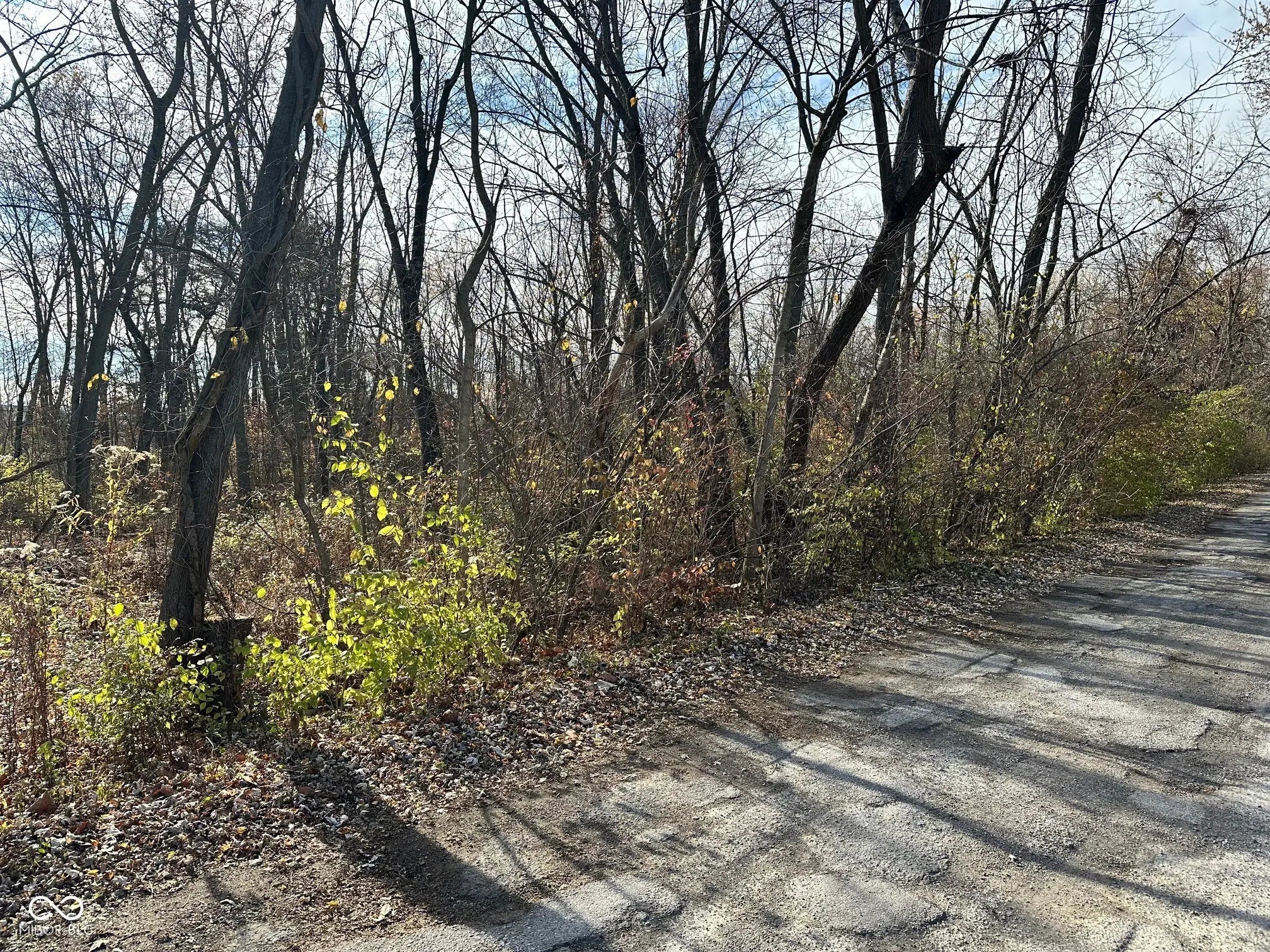 2948 Sapphire Boulevard, Indianapolis