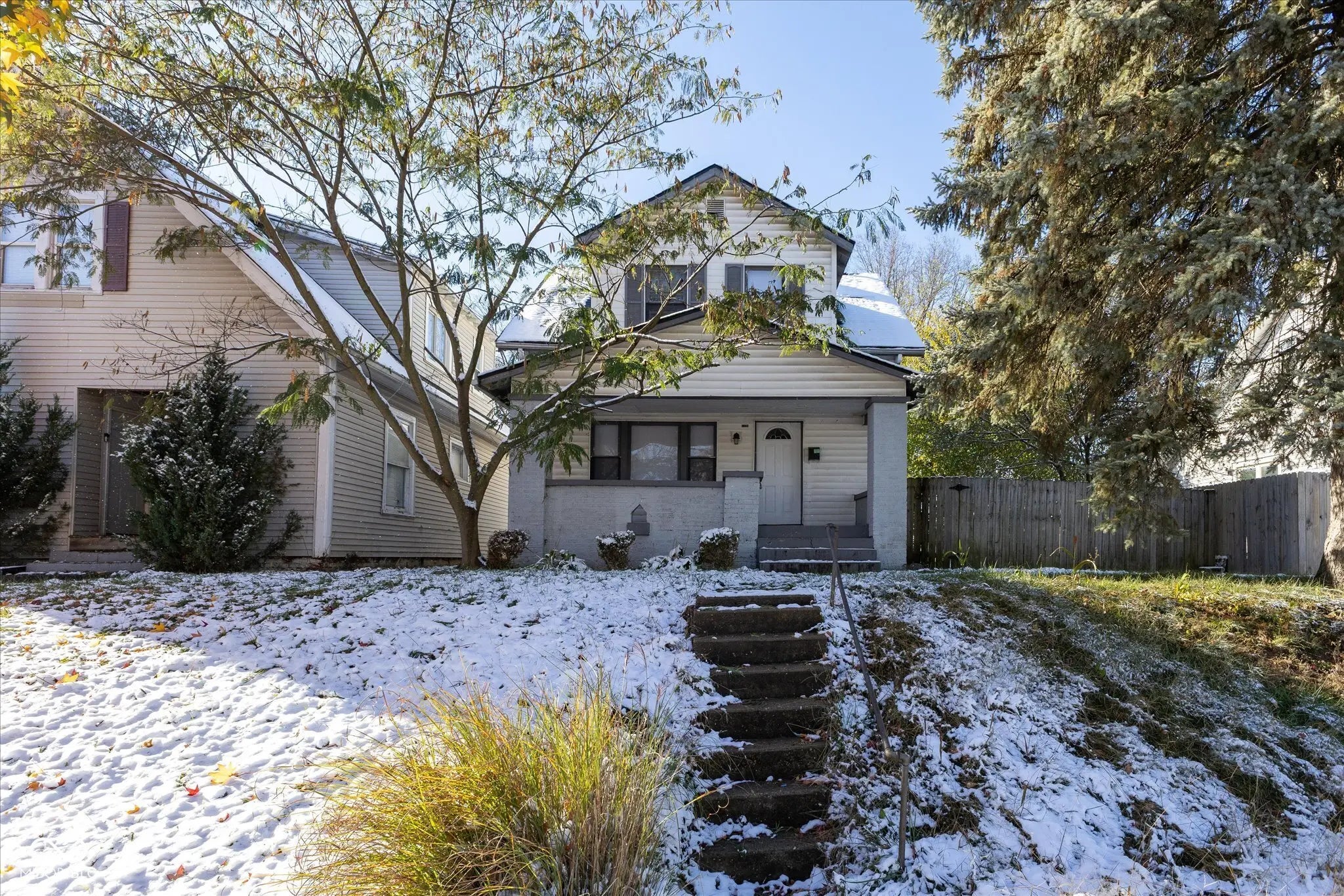 Photo of 1320 N Beville Avenue Indianapolis, IN 46201