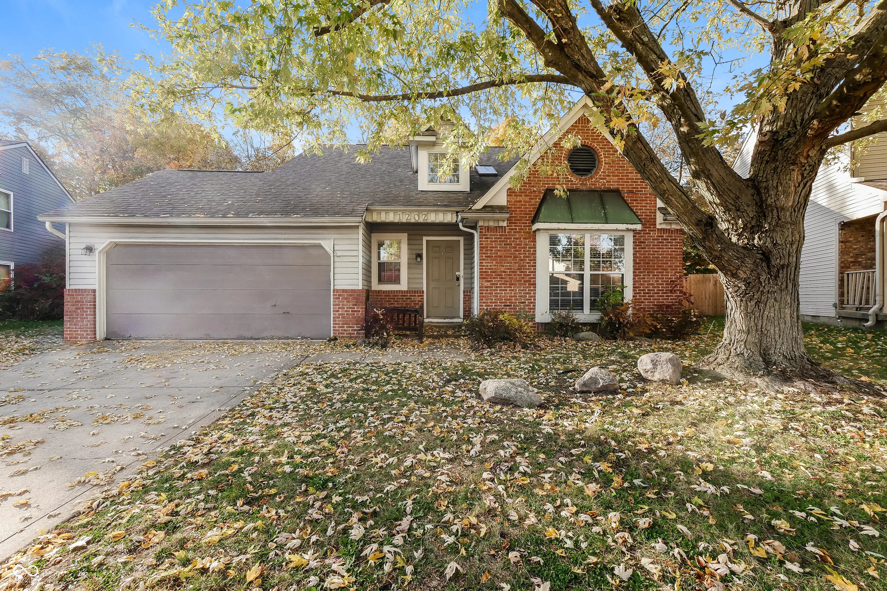 1202 Pine Mountain Way, Indianapolis