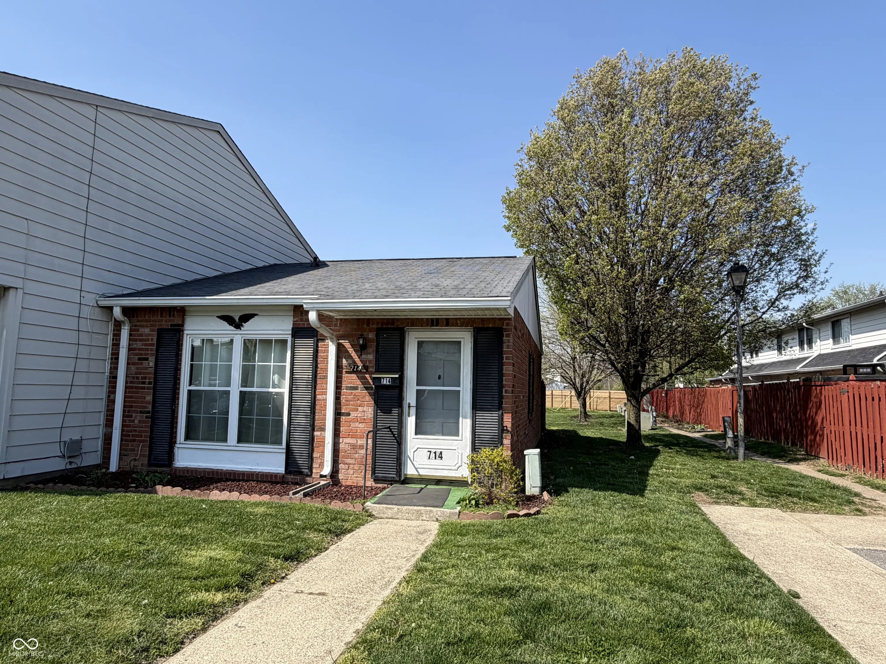 Photo of 714 Southfield Court Indianapolis, IN 46227