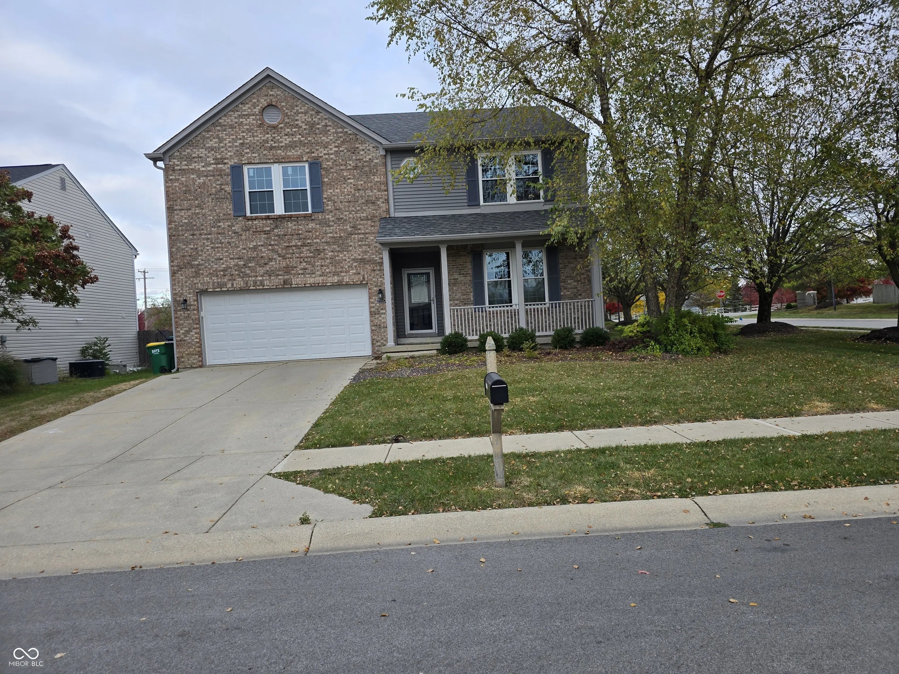 17201 Shadoan Way, Westfield