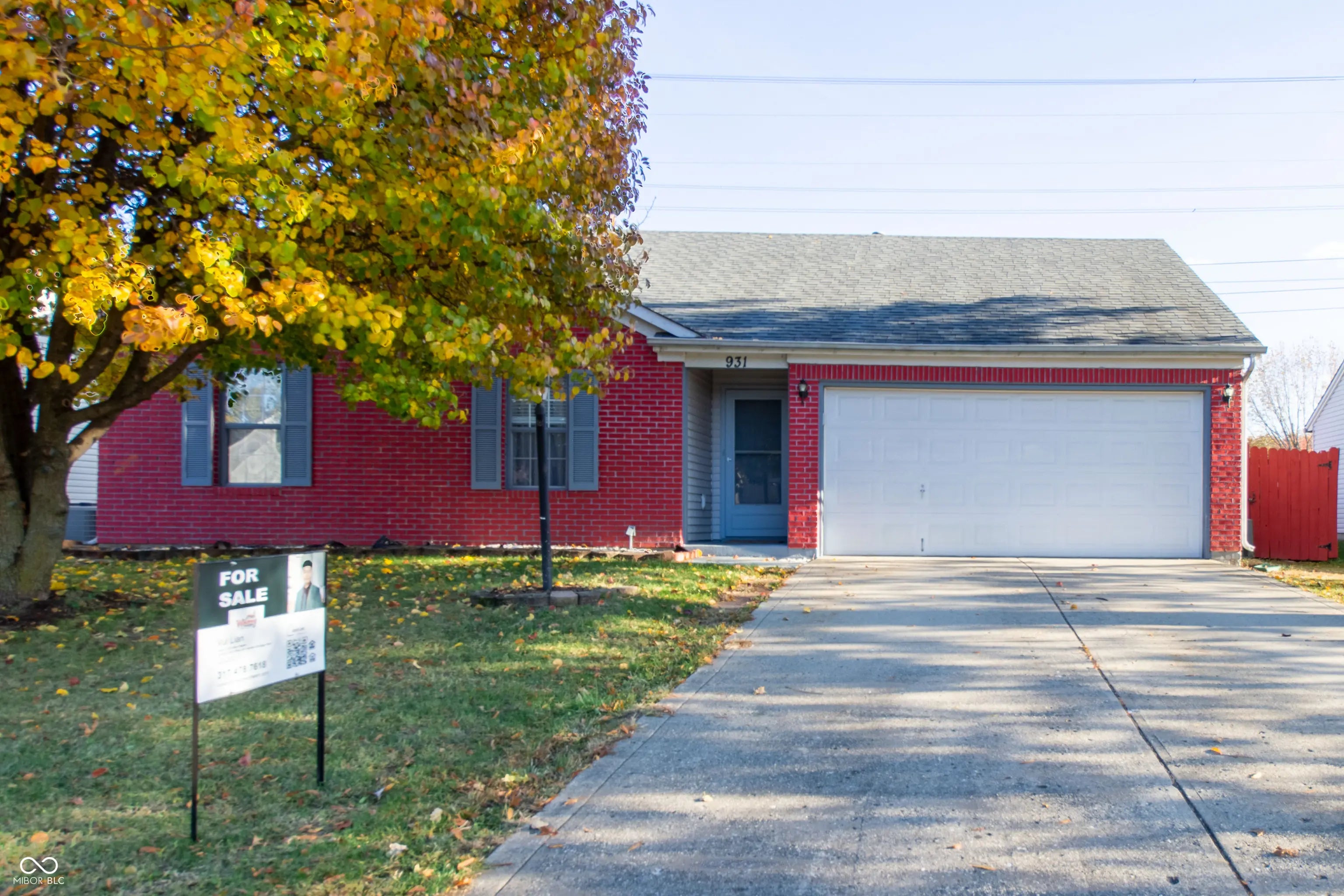 Photo of 931 Lionshead Lane Greenwood, IN 46143