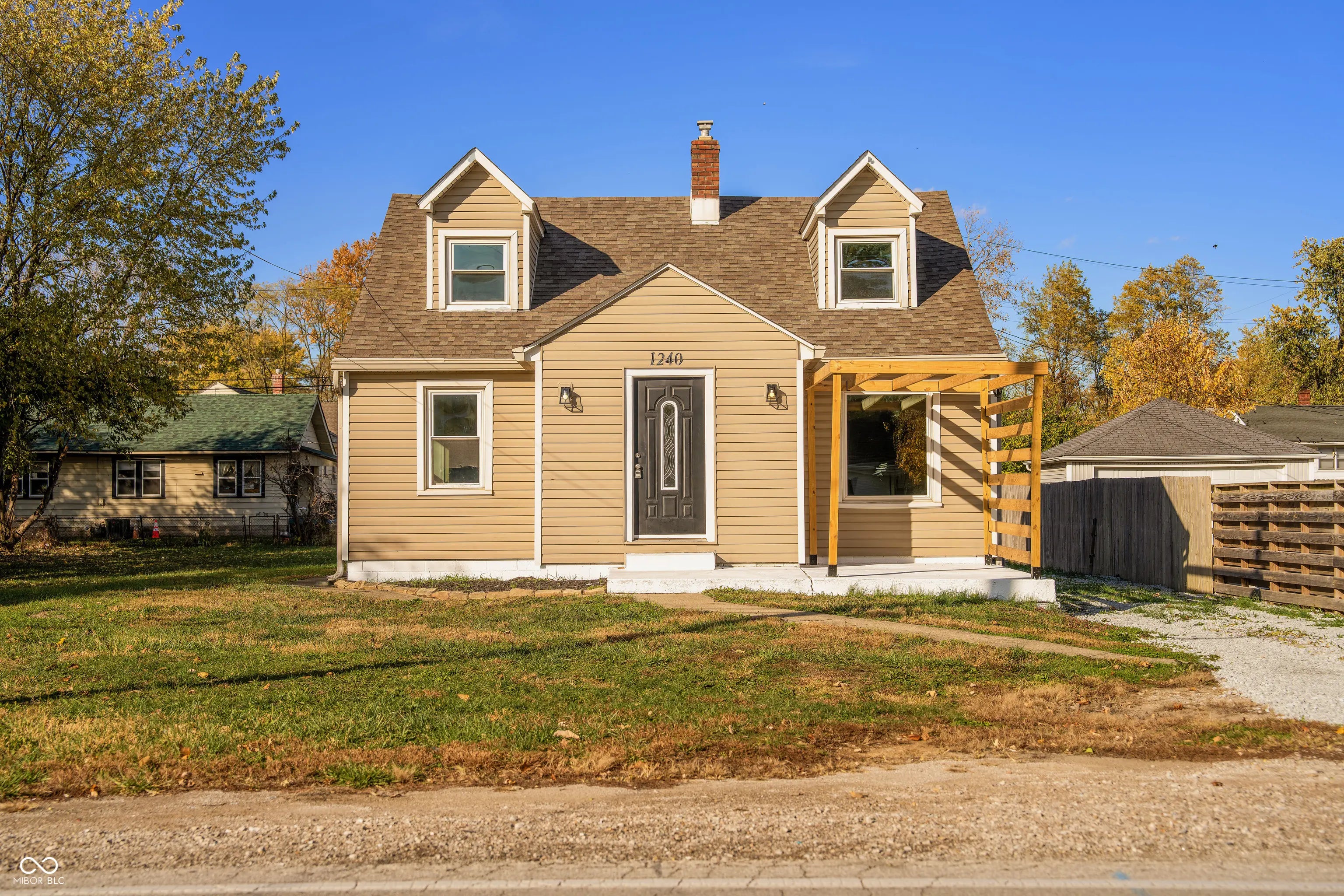 Photo of 1240 W Sumner Avenue Indianapolis, IN 46217