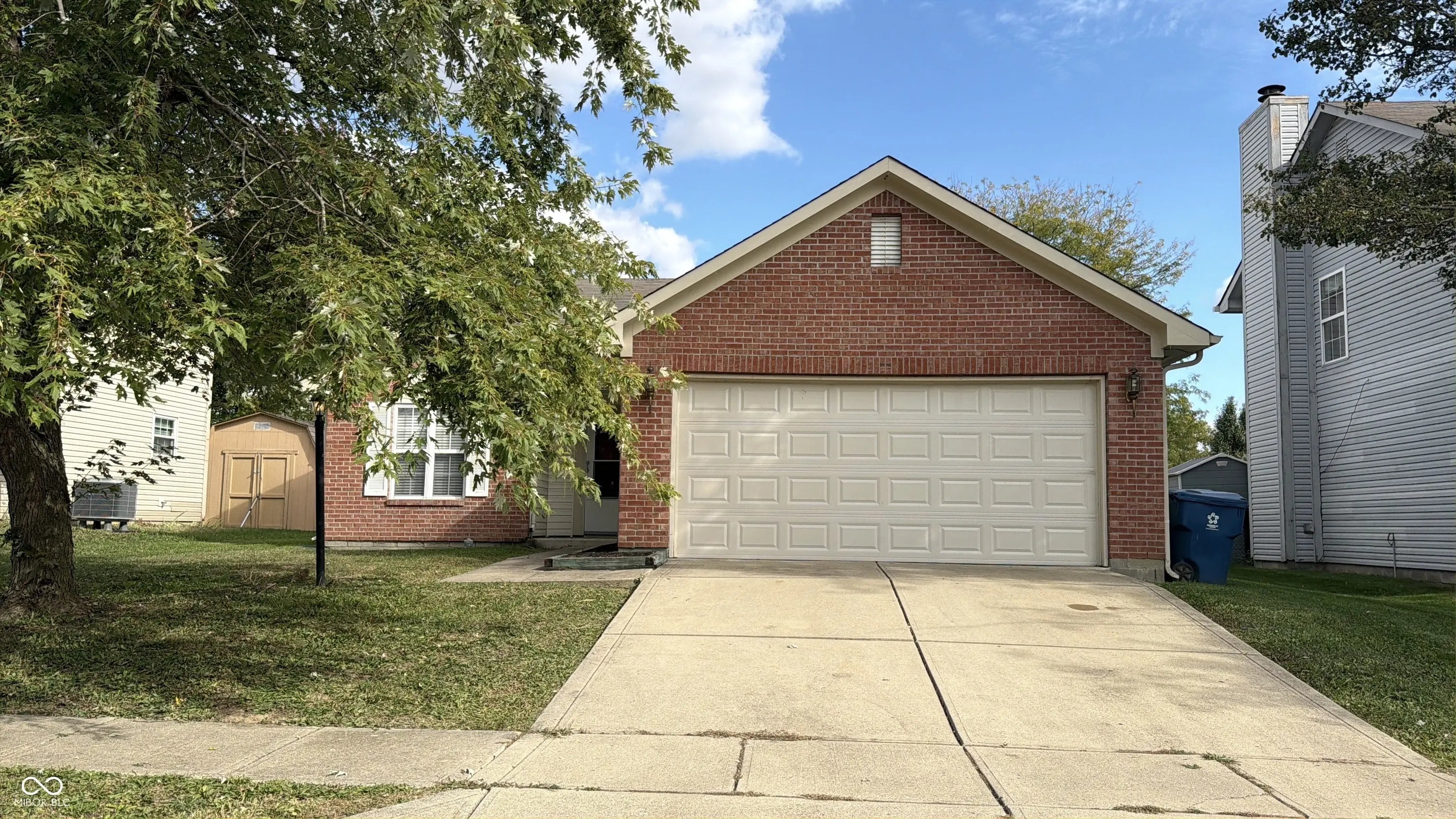 Photo of 615 Treyburn Lakes Way Indianapolis, IN 46239