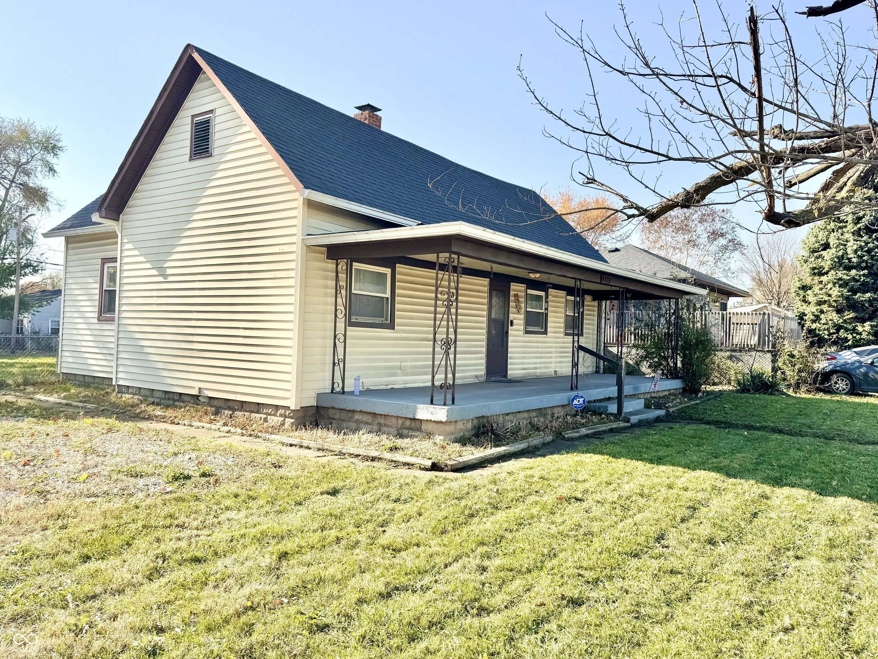 5327 W Morris Street, Indianapolis
